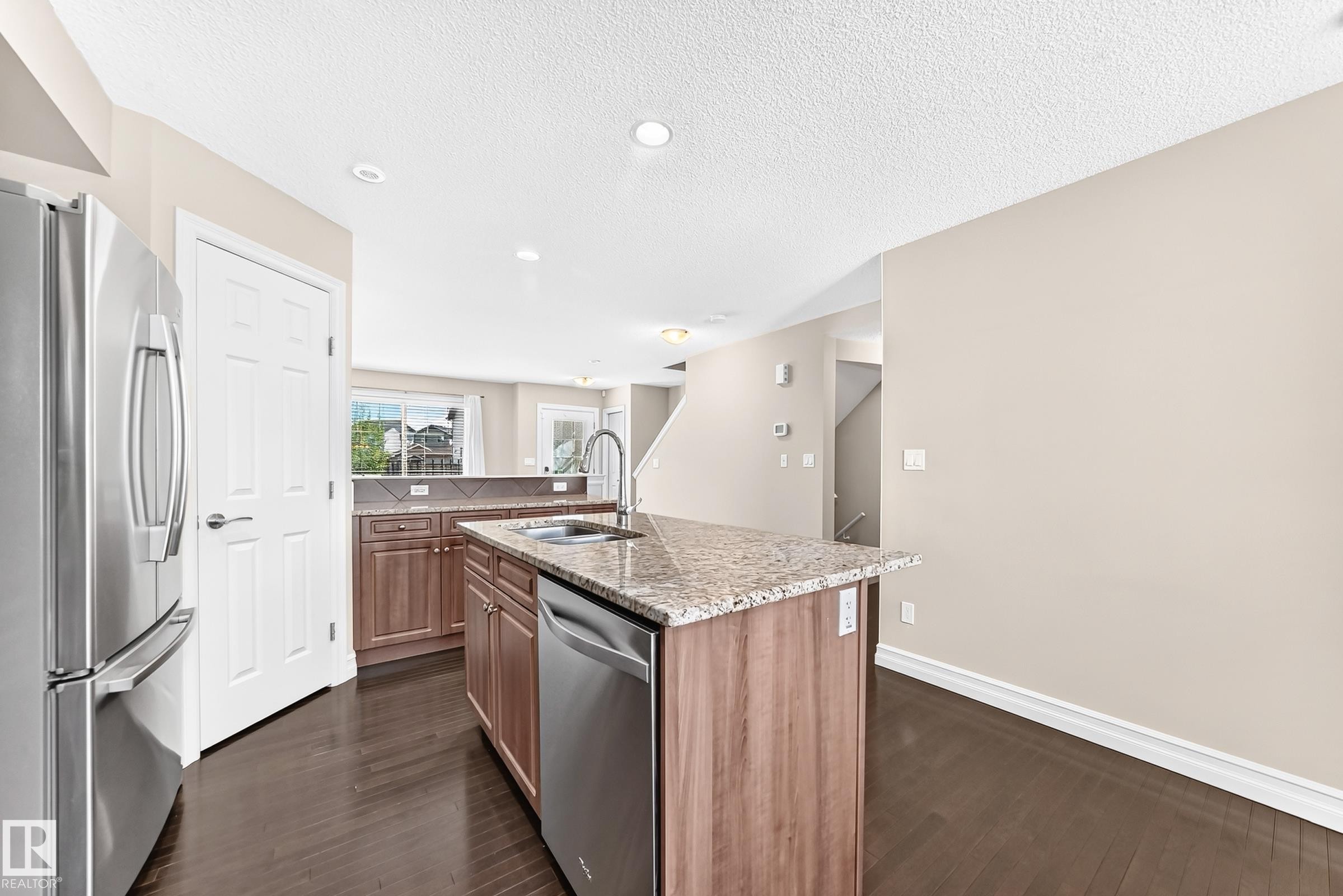 5321 3 Avenue Sw, Edmonton, AB