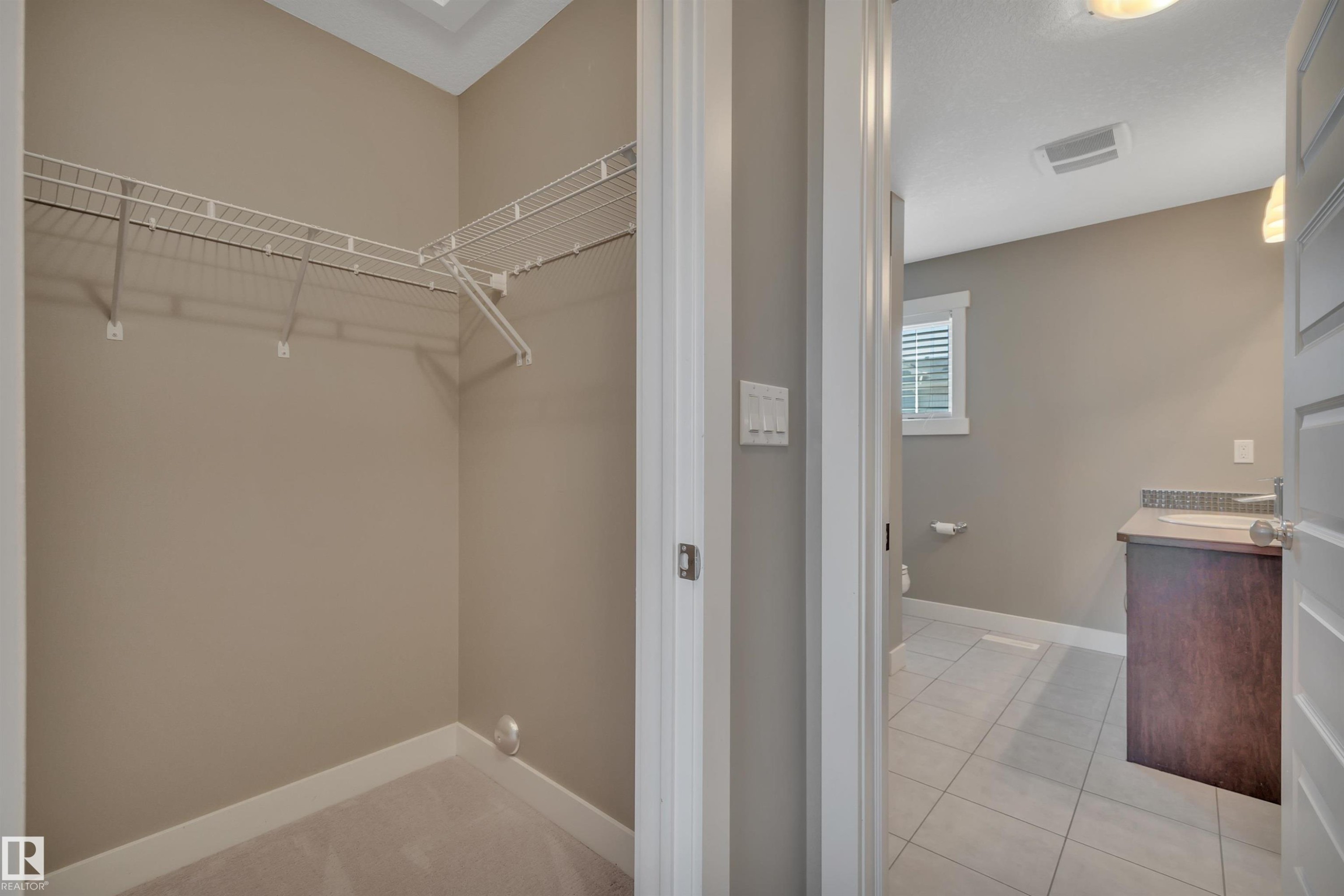 #262 401 Southfork Dr, Leduc, AB - Indoor With Storage