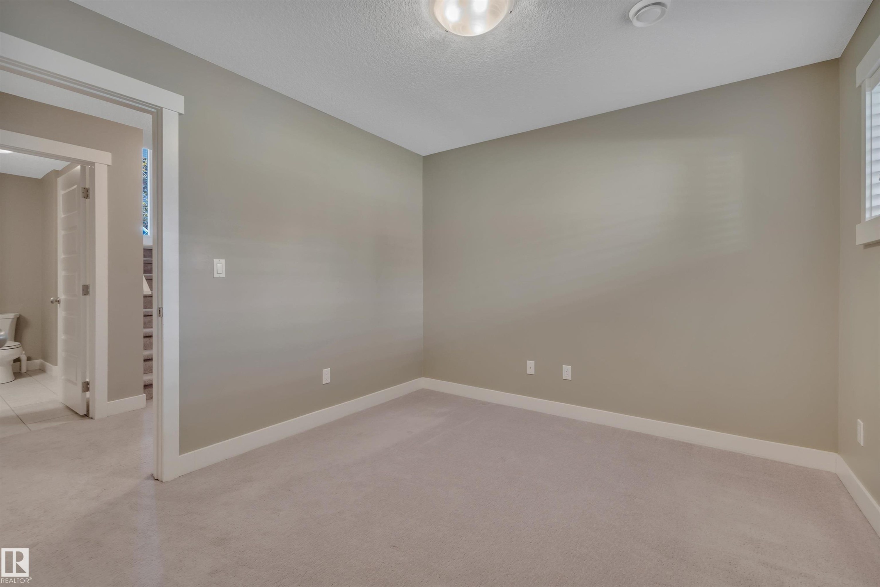 #262 401 Southfork Dr, Leduc, AB - Indoor Photo Showing Other Room