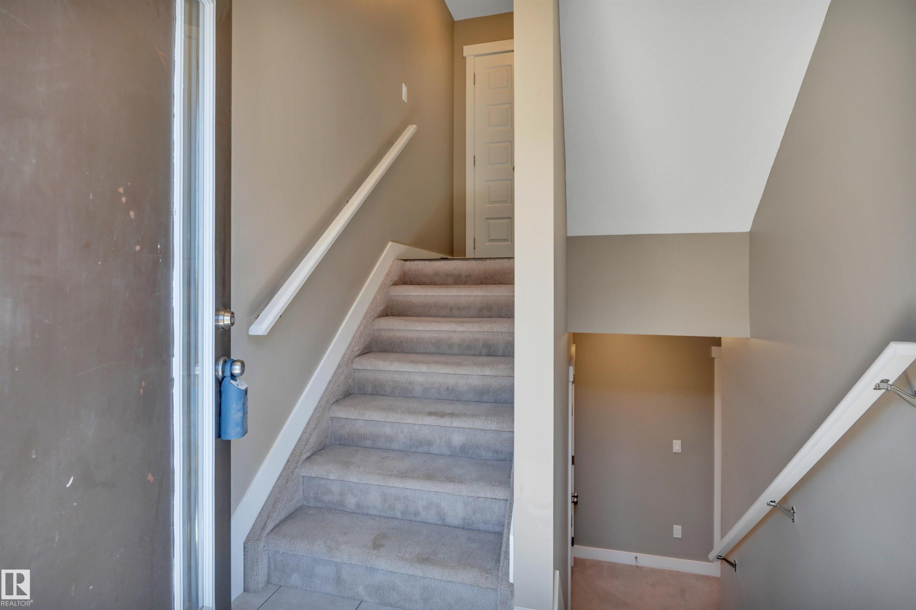 #262 401 Southfork Dr, Leduc, AB - Indoor Photo Showing Other Room
