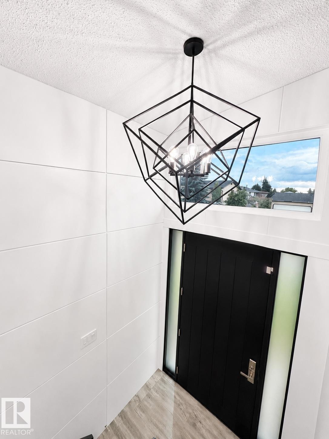 3911 67 Street Nw, Edmonton, AB - Indoor Photo Showing Other Room