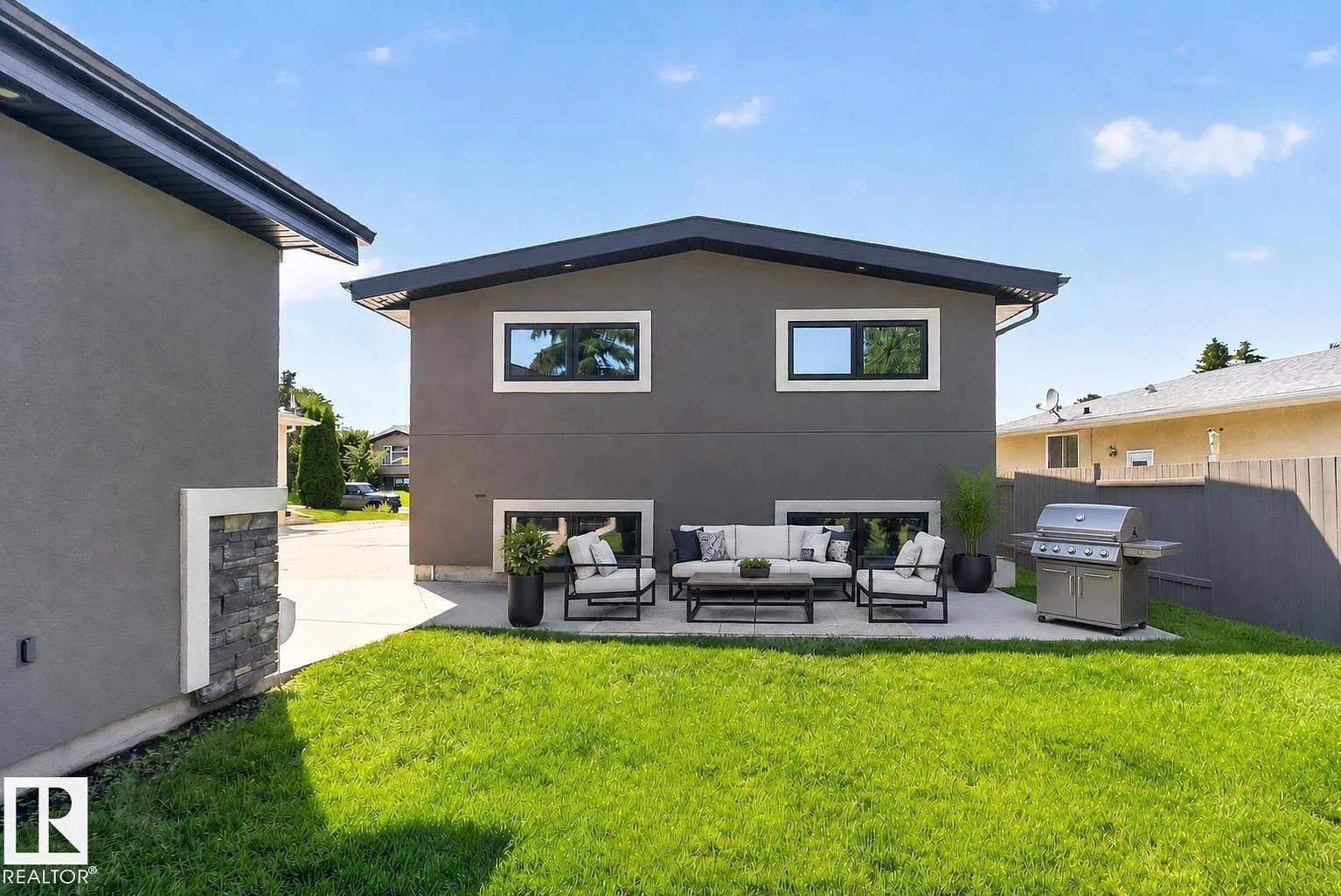 3911 67 Street Nw, Edmonton, AB - Outdoor With Exterior