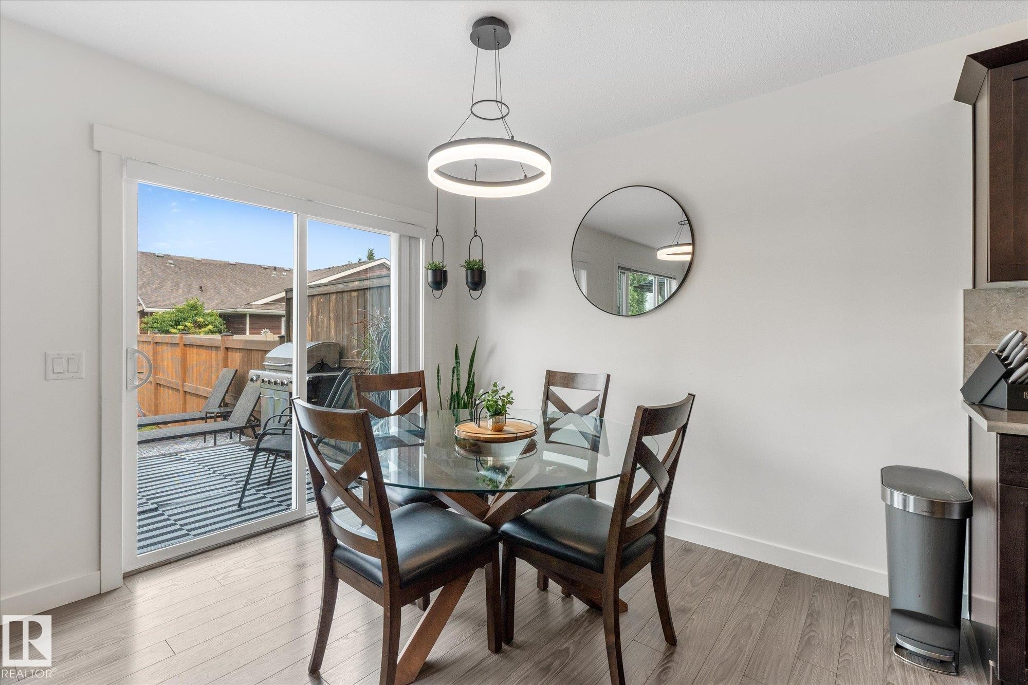 148 Brickyard Place, Stony Plain, AB - Indoor Photo Showing Dining Room