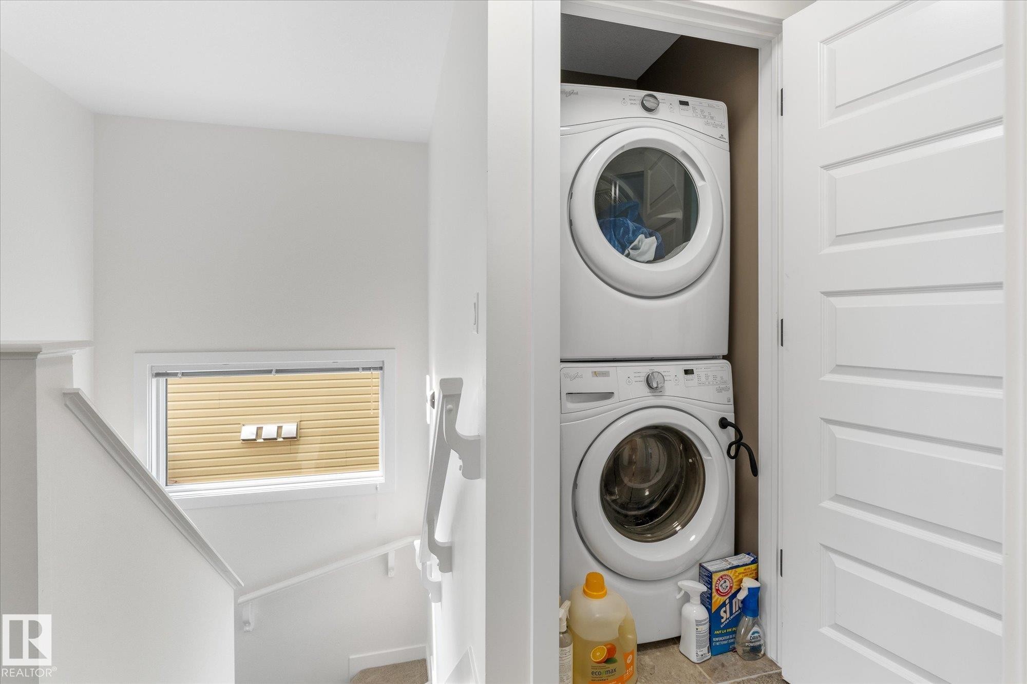 148 Brickyard Place, Stony Plain, AB - Indoor Photo Showing Laundry Room