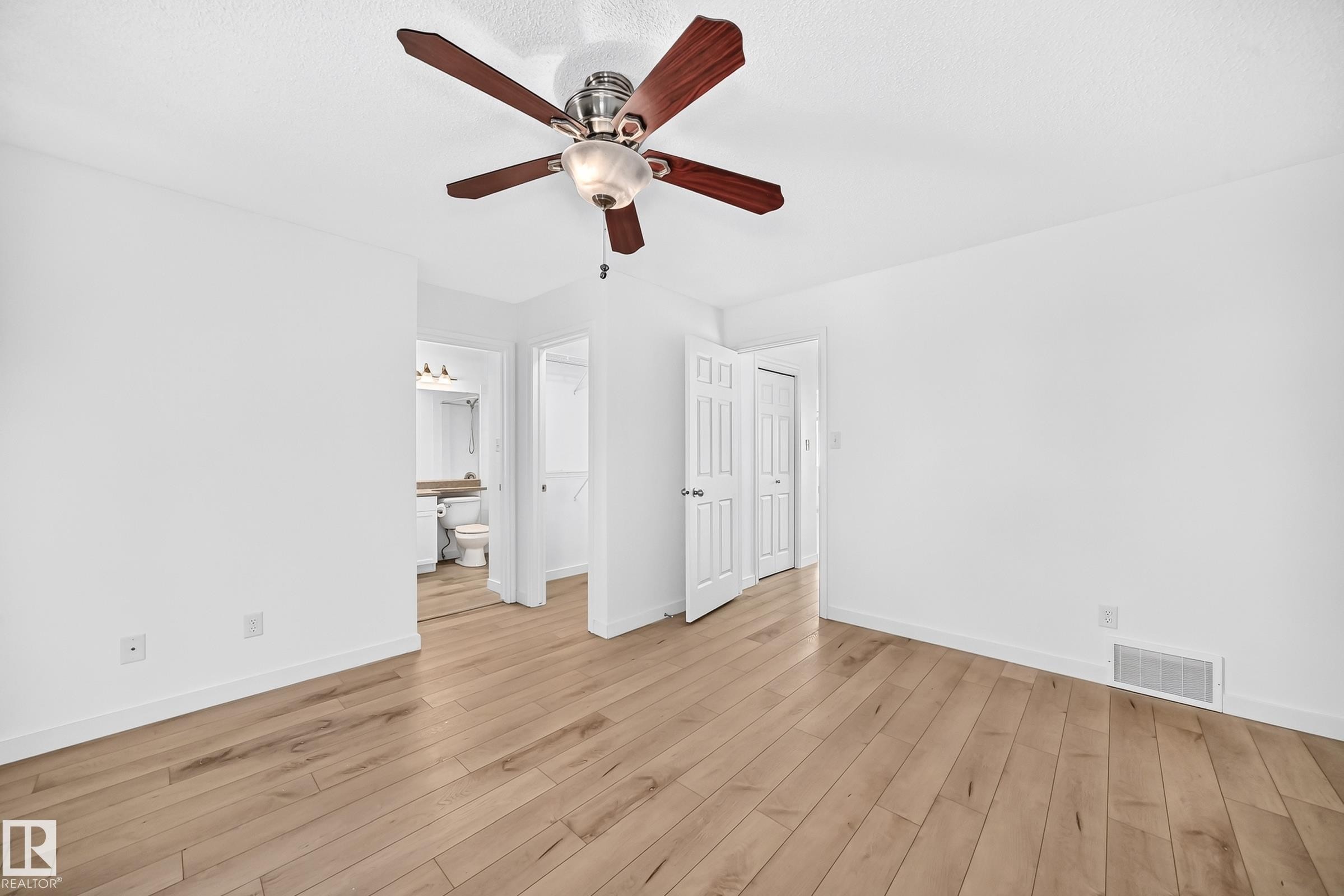 369 Brintnell Boulevard Nw, Edmonton, AB - Indoor Photo Showing Other Room