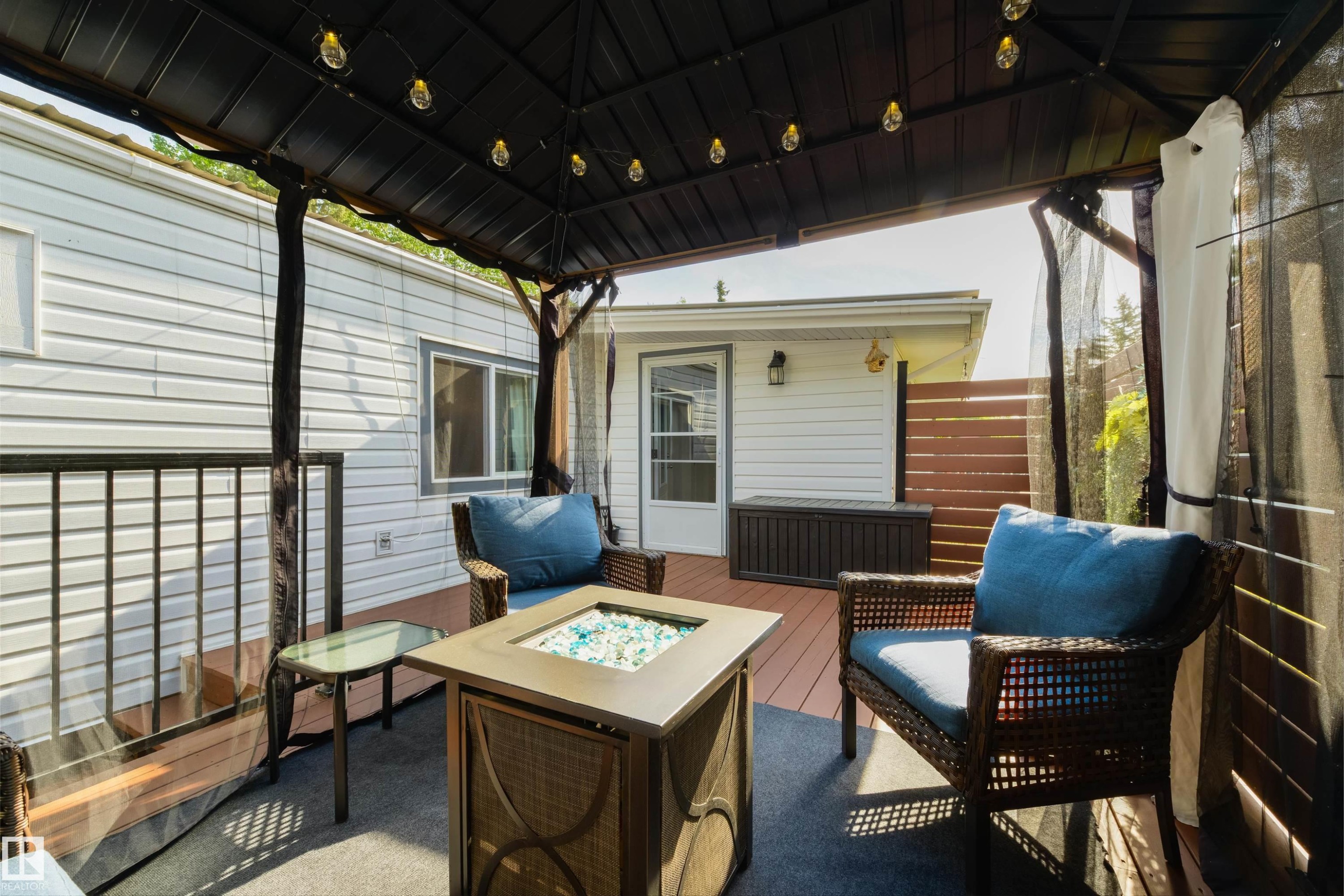15 Post Road, Edmonton, AB - Outdoor With Exterior