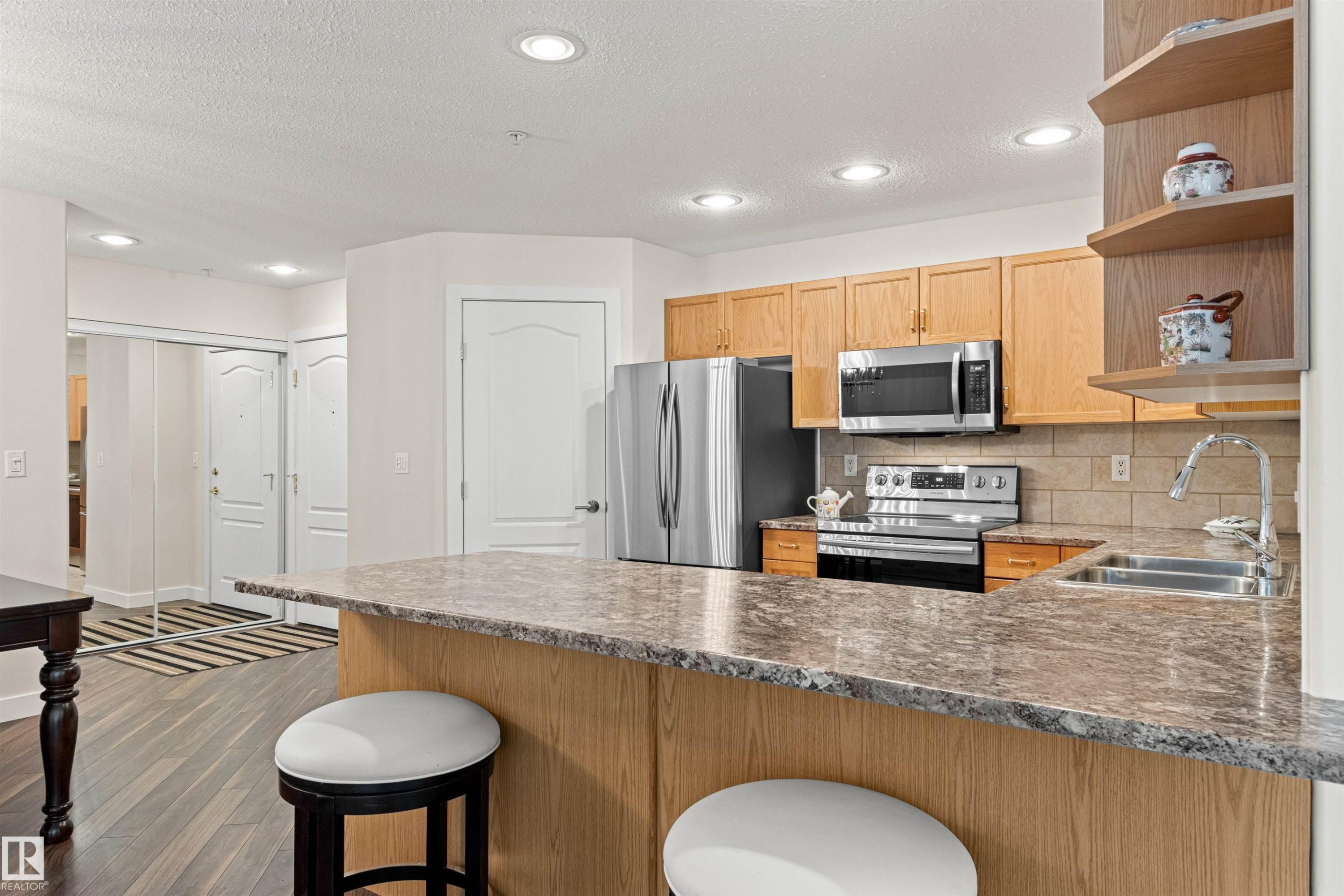 #203 8956 156 St Nw, Edmonton, AB - Indoor Photo Showing Kitchen With Double Sink