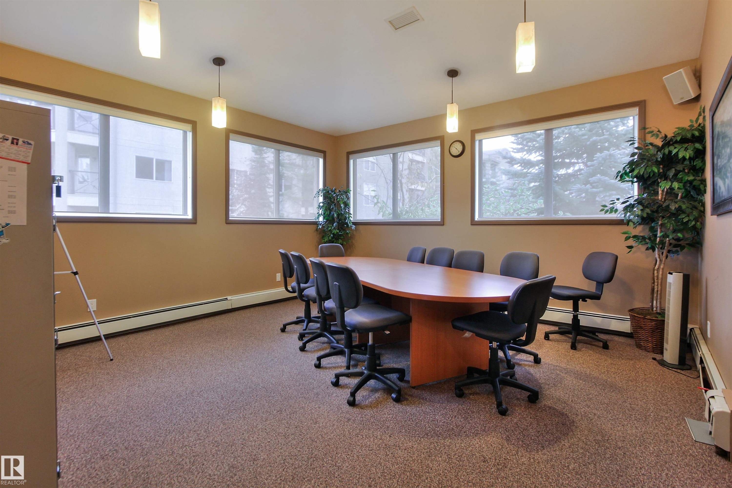 #203 8956 156 St Nw, Edmonton, AB - Indoor Photo Showing Office