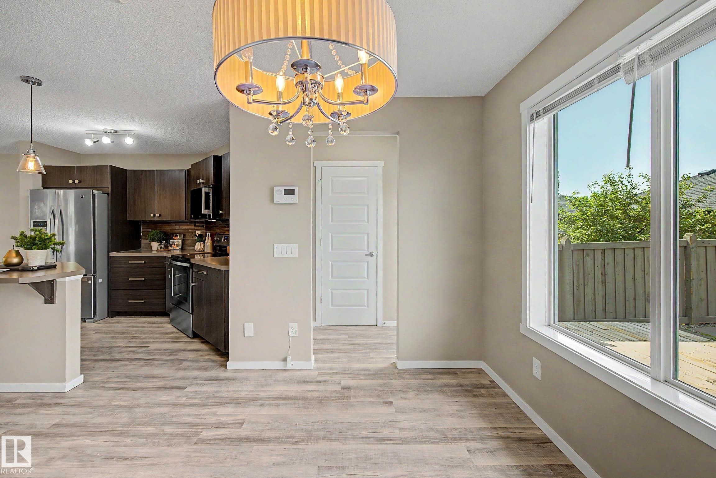 4218 Allan Link Link Sw, Edmonton, AB - Indoor Photo Showing Kitchen