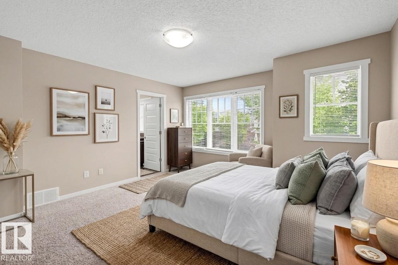 4218 Allan Link Link Sw, Edmonton, AB - Indoor Photo Showing Bedroom