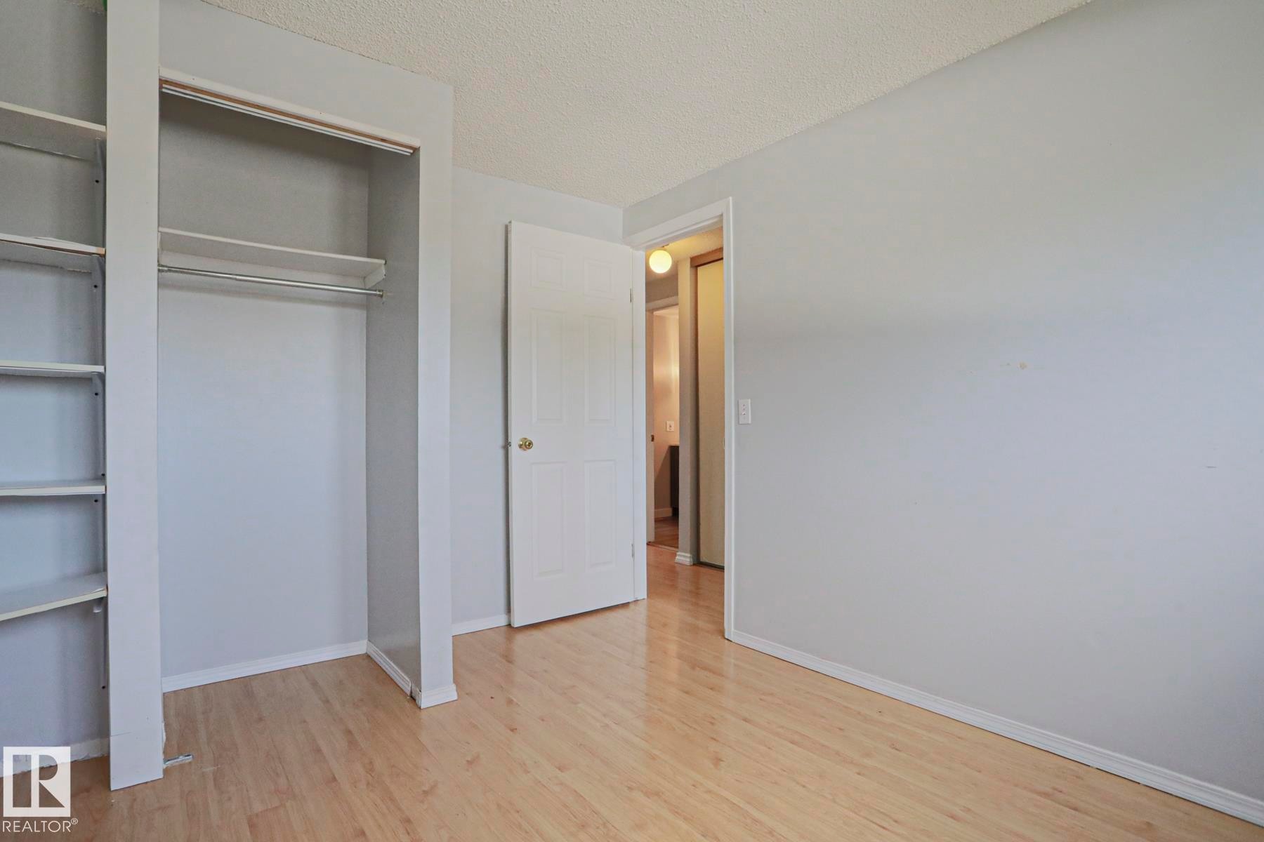 355 Kirkpatrick Crescent Nw, Edmonton, AB - Indoor Photo Showing Other Room