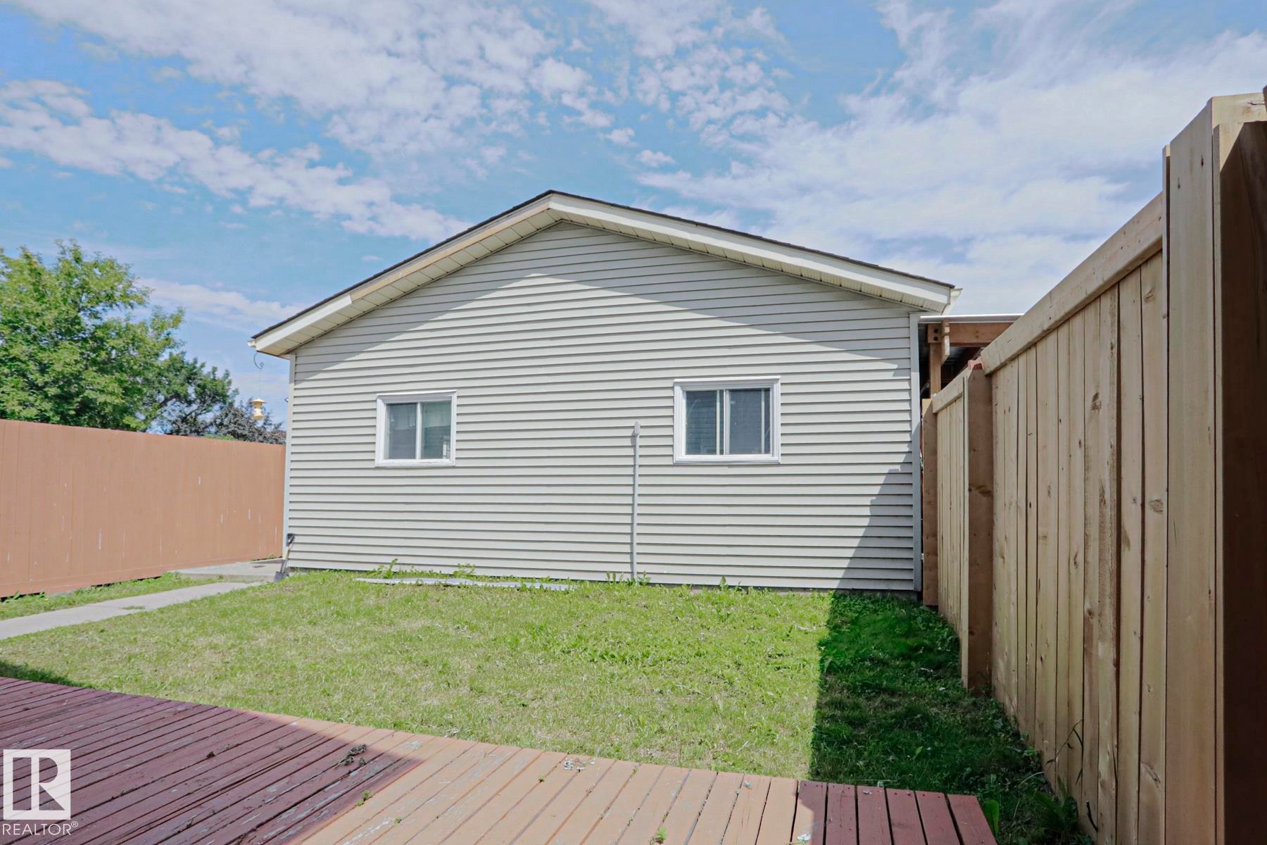 355 Kirkpatrick Crescent Nw, Edmonton, AB - Outdoor With Deck Patio Veranda With Exterior