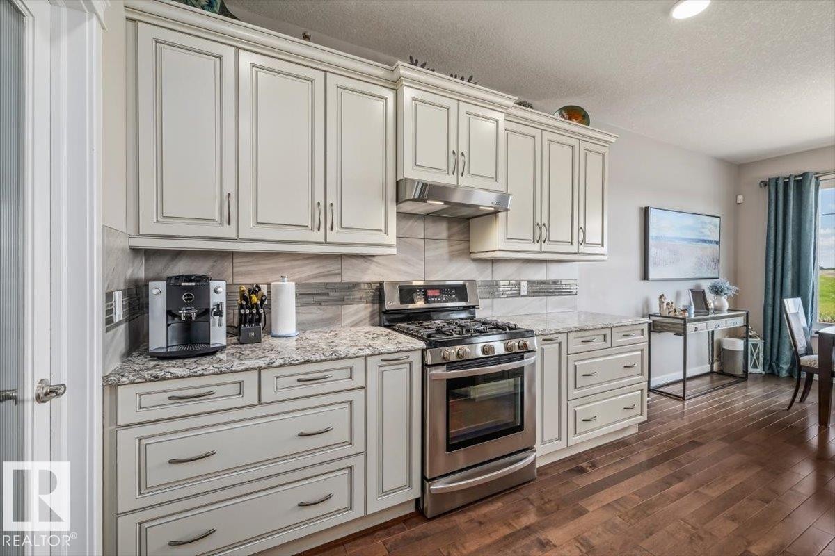 87 Lakeland Crescent, Beaumont, AB - Indoor Photo Showing Kitchen With Upgraded Kitchen