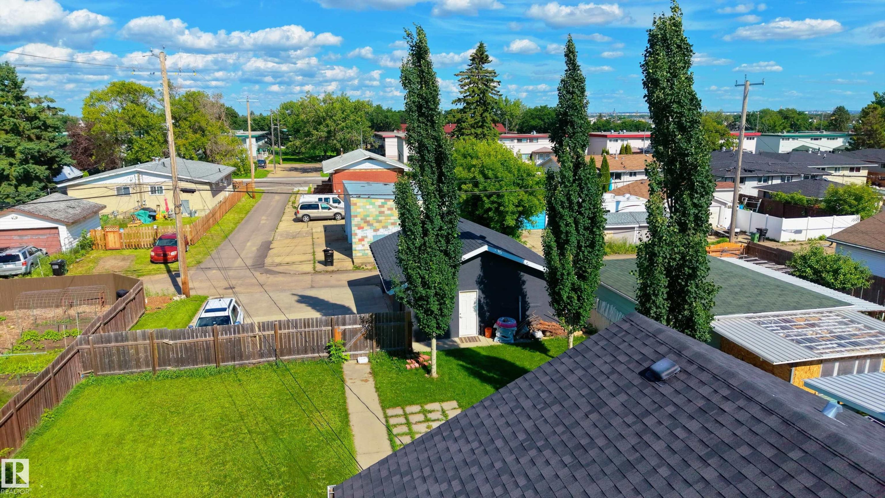 12847 86 Street Nw, Edmonton, AB - Outdoor