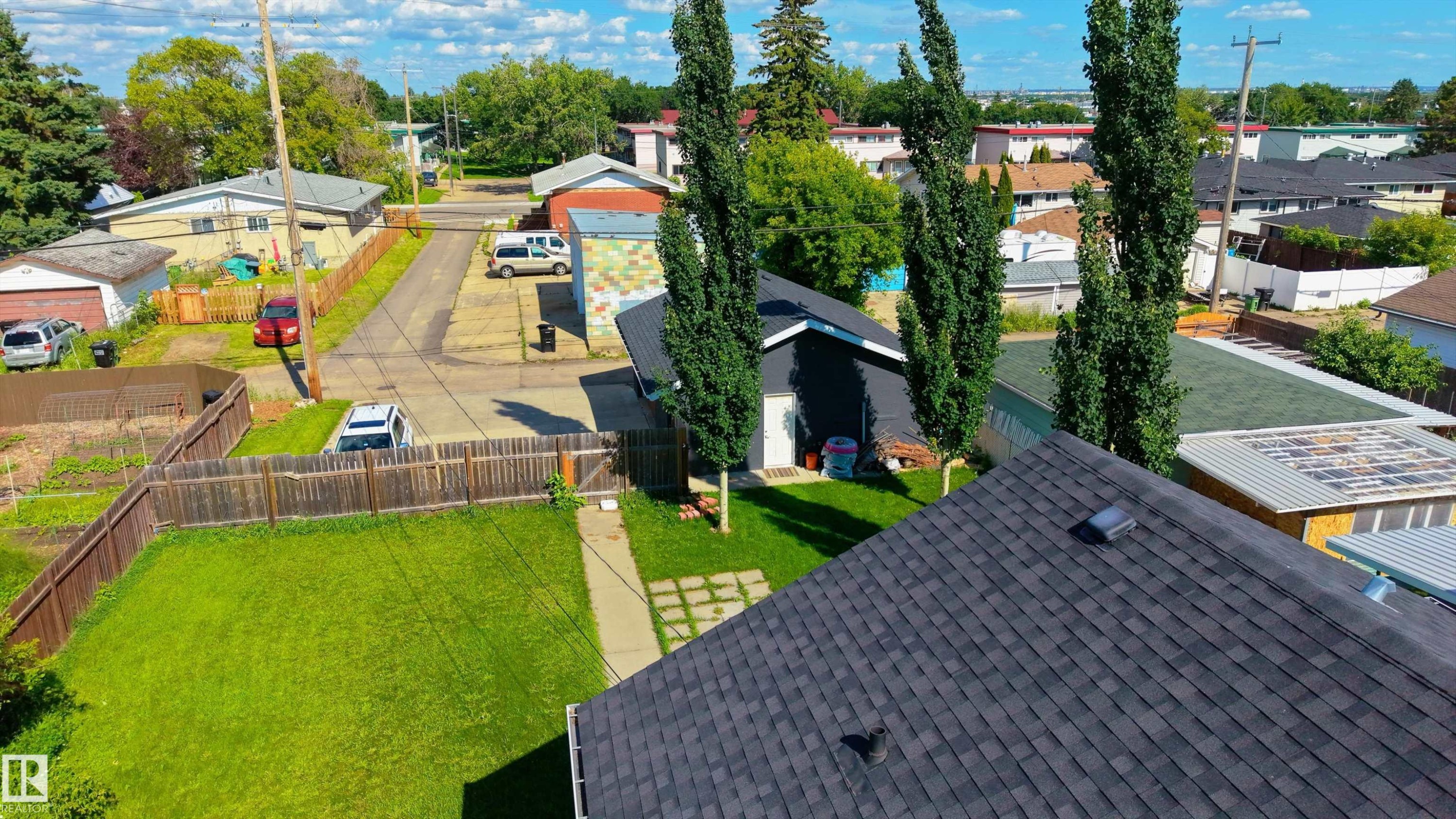 12847 86 Street Nw, Edmonton, AB - Outdoor