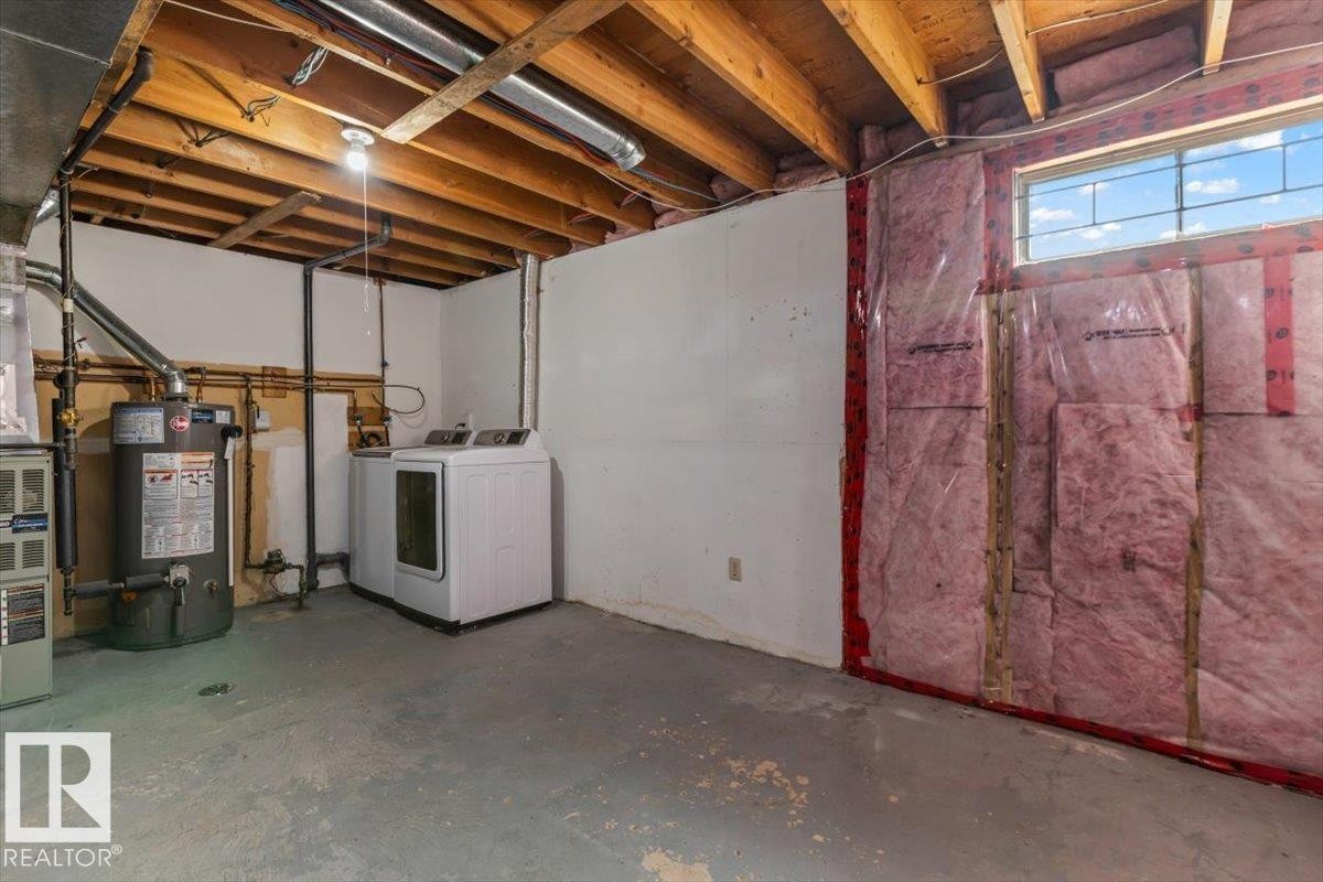 5512 19A Avenue Nw, Edmonton, AB - Indoor Photo Showing Other Room