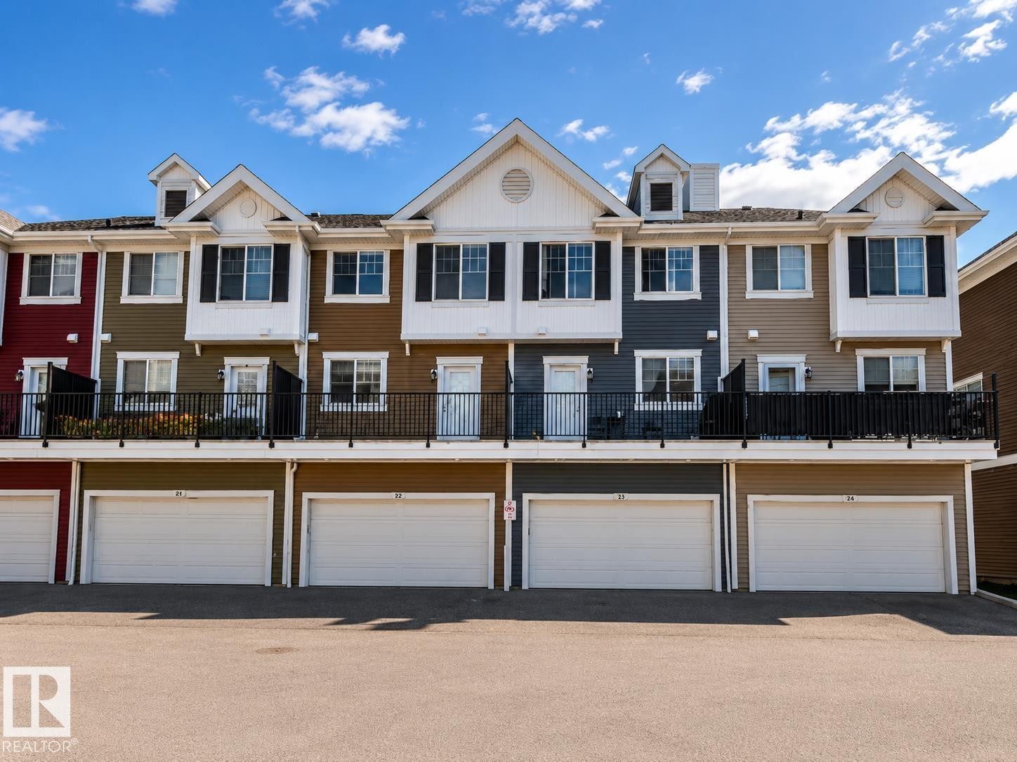 #106 8530 94 St, Fort Saskatchewan, AB - Outdoor With Facade