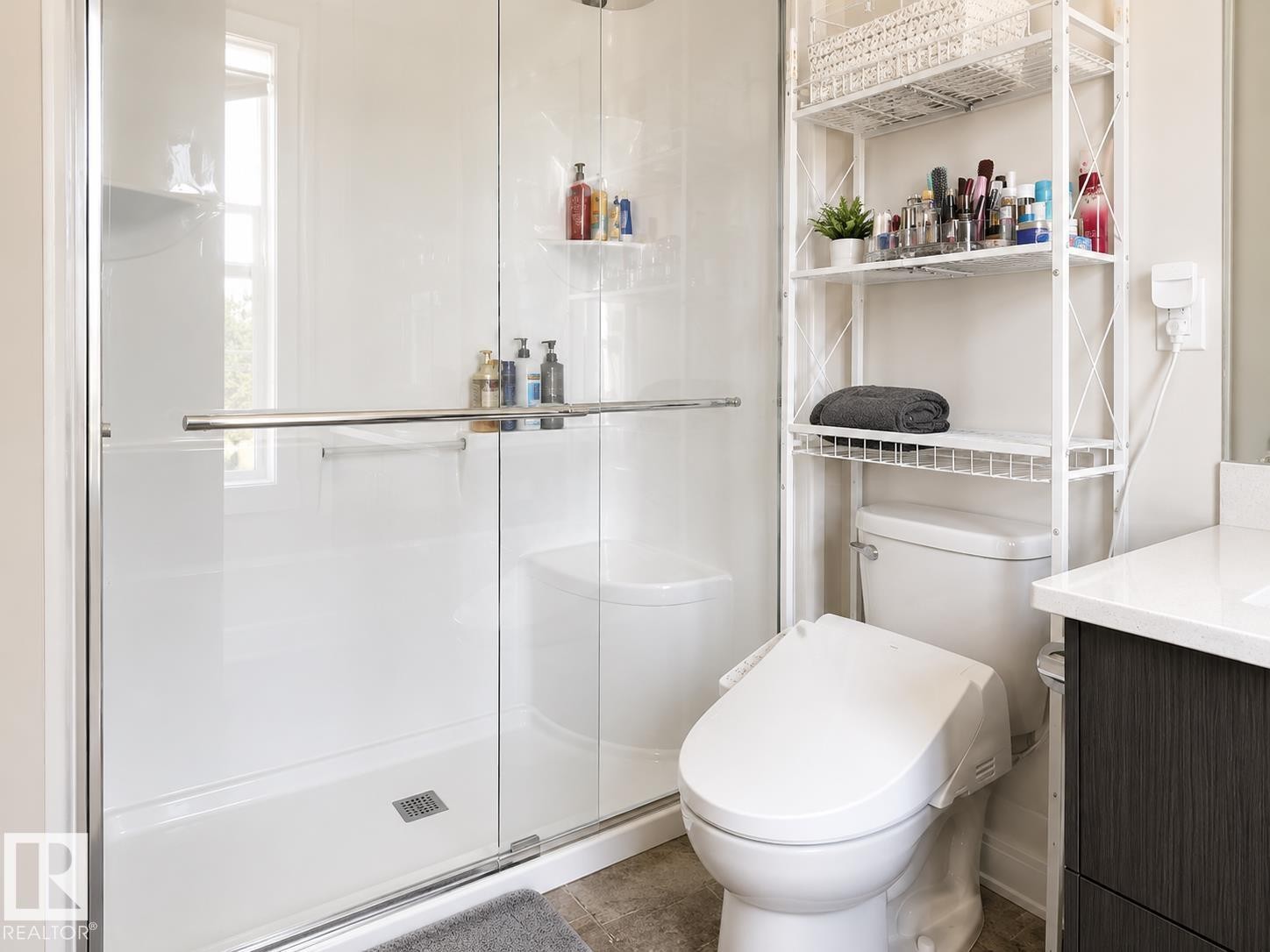 #106 8530 94 St, Fort Saskatchewan, AB - Indoor Photo Showing Bathroom