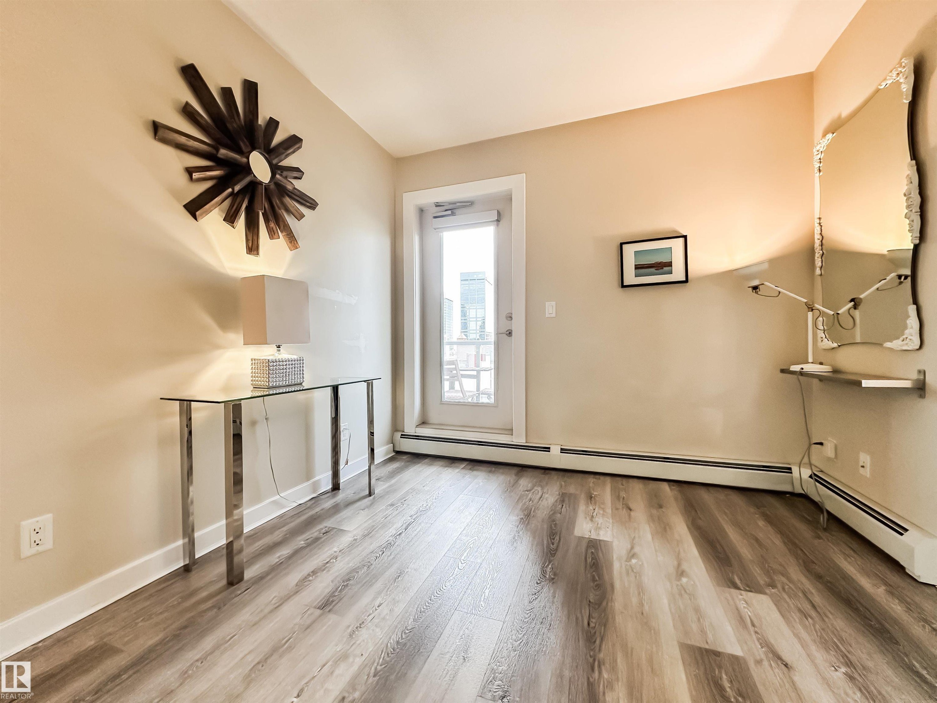 #703 10152 104 St Nw, Edmonton, AB - Indoor Photo Showing Other Room