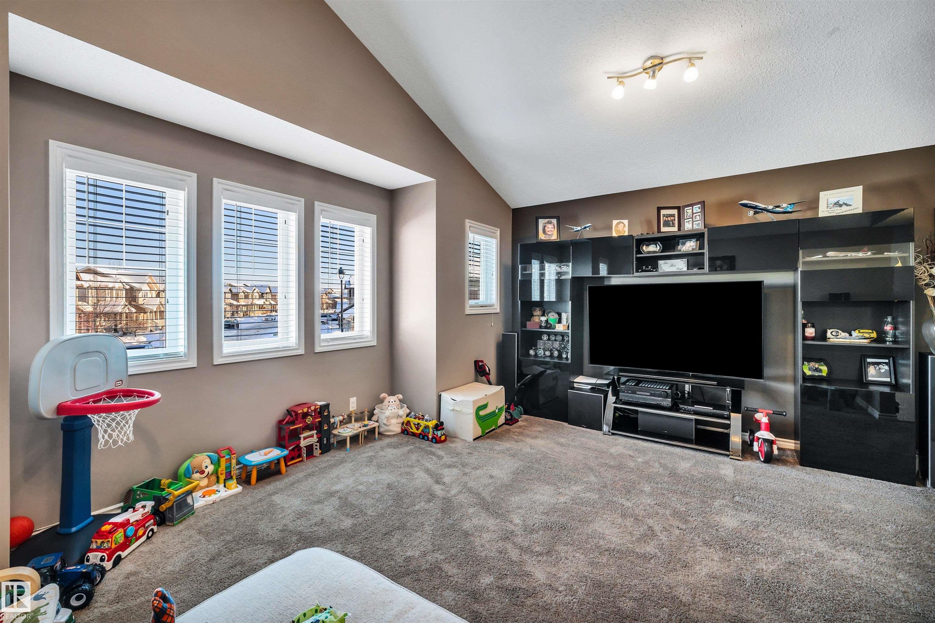 1539 Chapman Way Sw, Edmonton, AB - Indoor