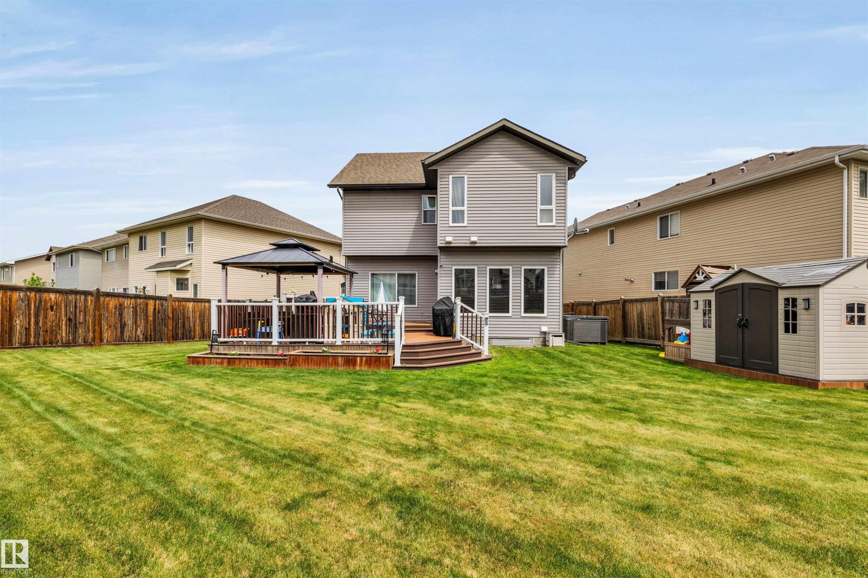 1539 Chapman Way Sw, Edmonton, AB - Outdoor With Deck Patio Veranda With Backyard With Exterior