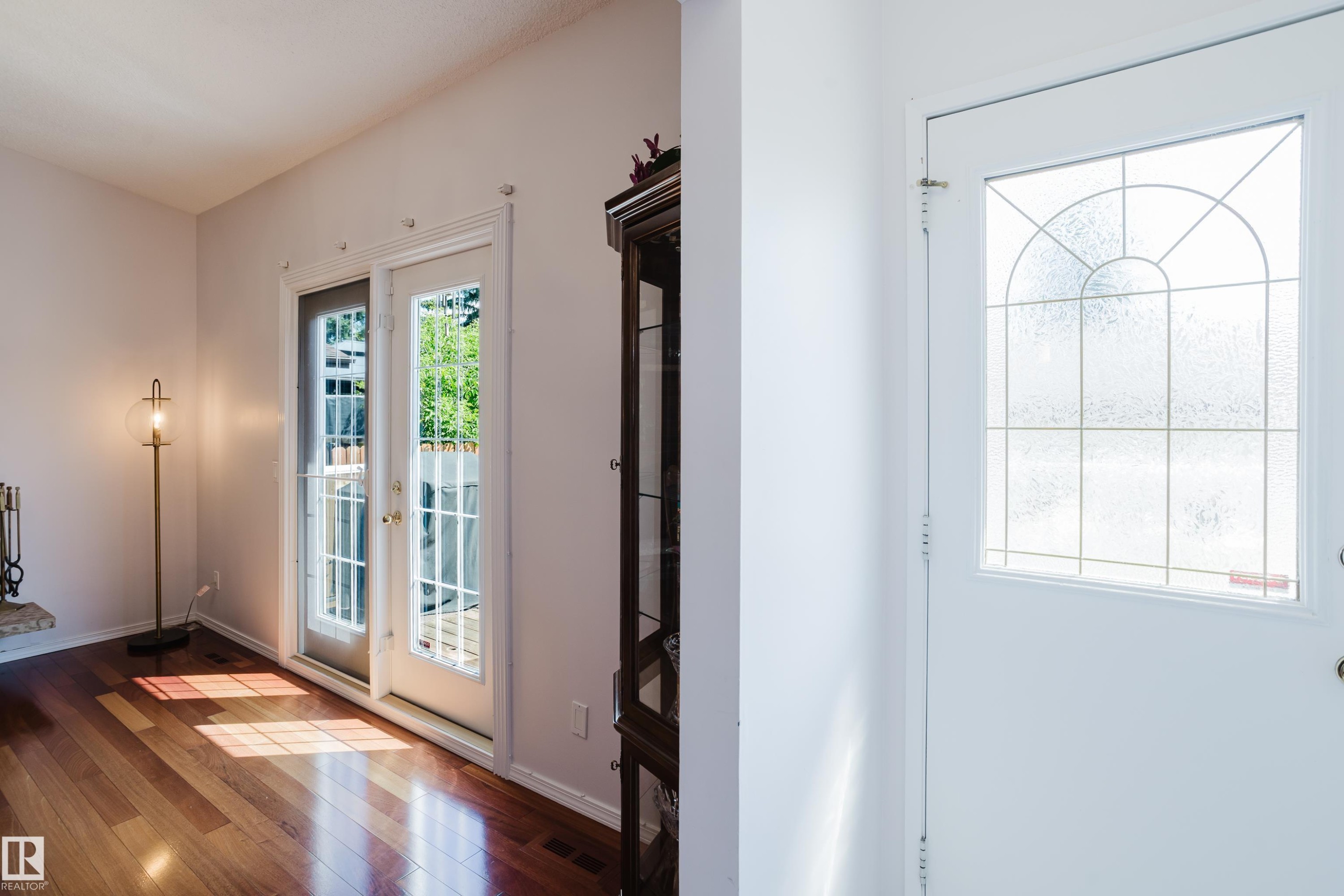 10433 32A Avenue Nw, Edmonton, AB - Indoor Photo Showing Other Room