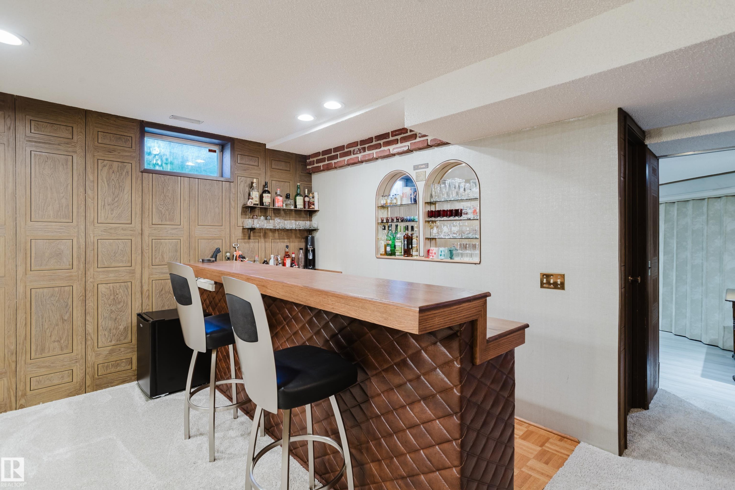 10433 32A Avenue Nw, Edmonton, AB - Indoor