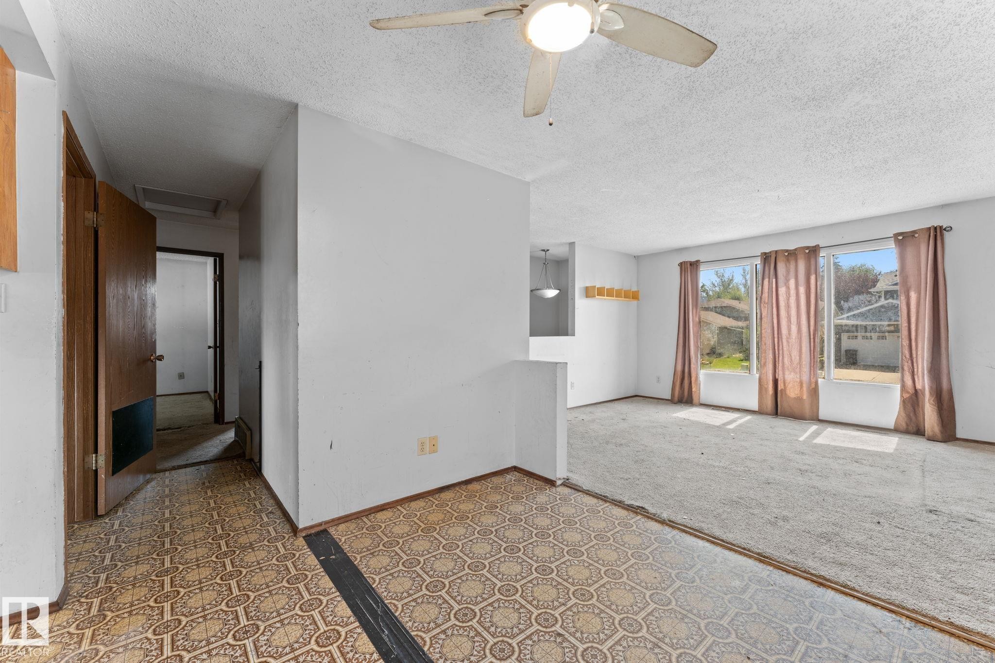 4912 11A Avenue Nw, Edmonton, AB
