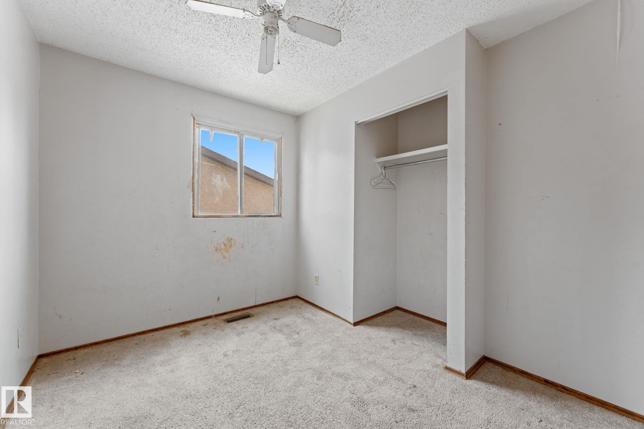 4912 11A Avenue Nw, Edmonton, AB