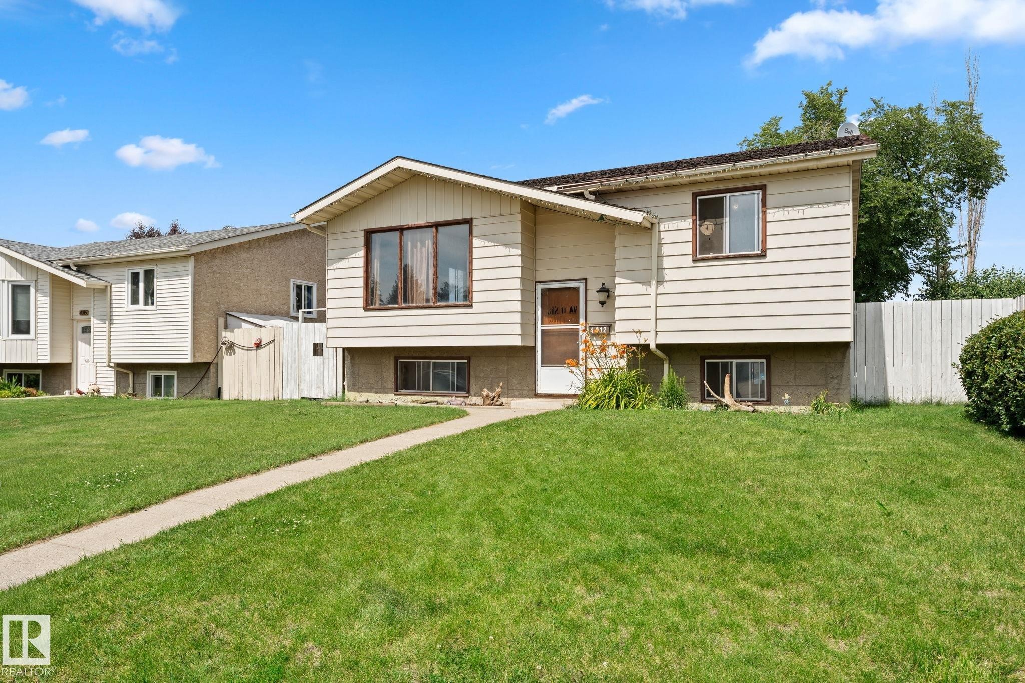4912 11A Avenue Nw, Edmonton, AB
