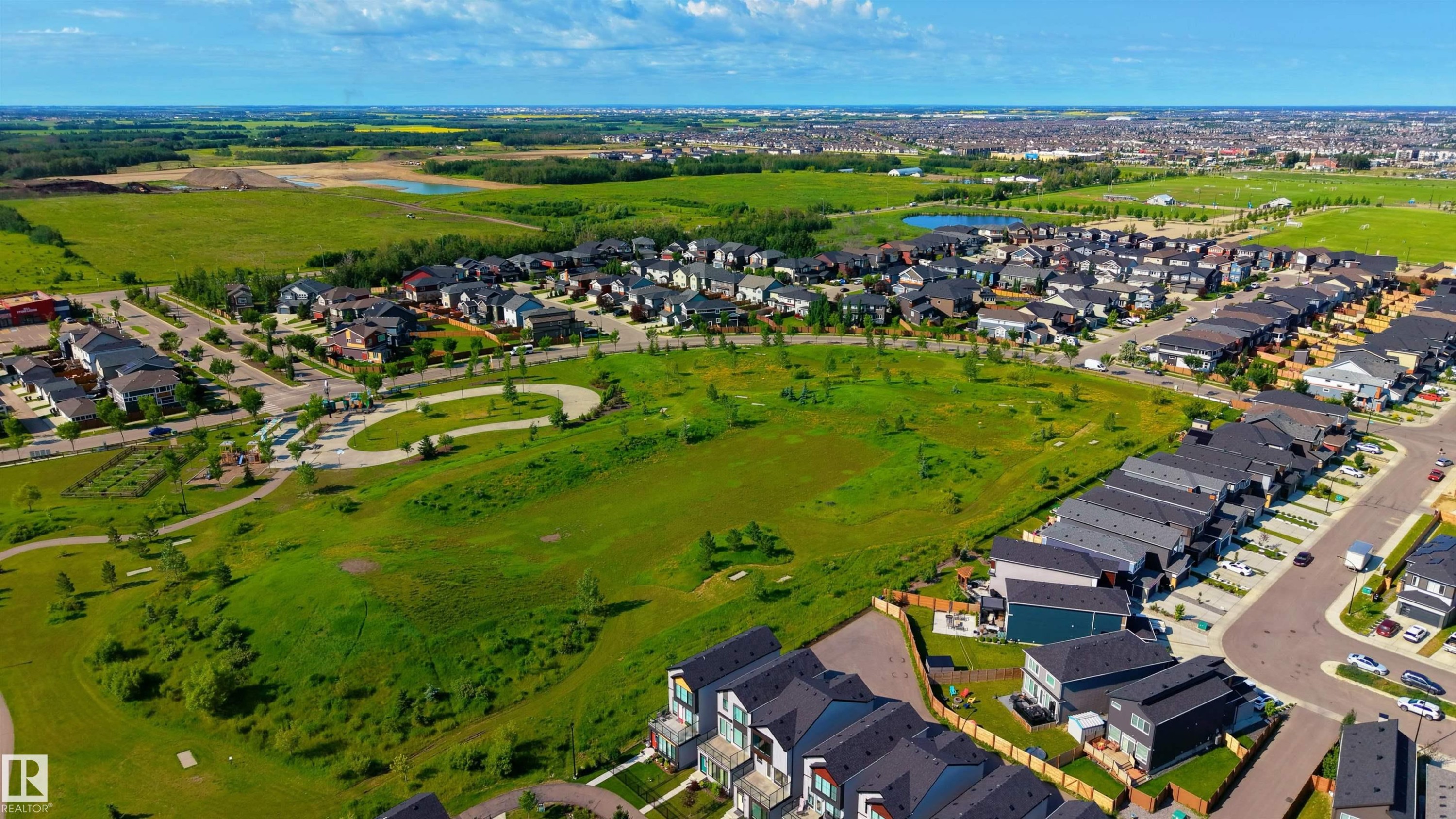 516 37 Street Sw, Edmonton, AB - Outdoor With View