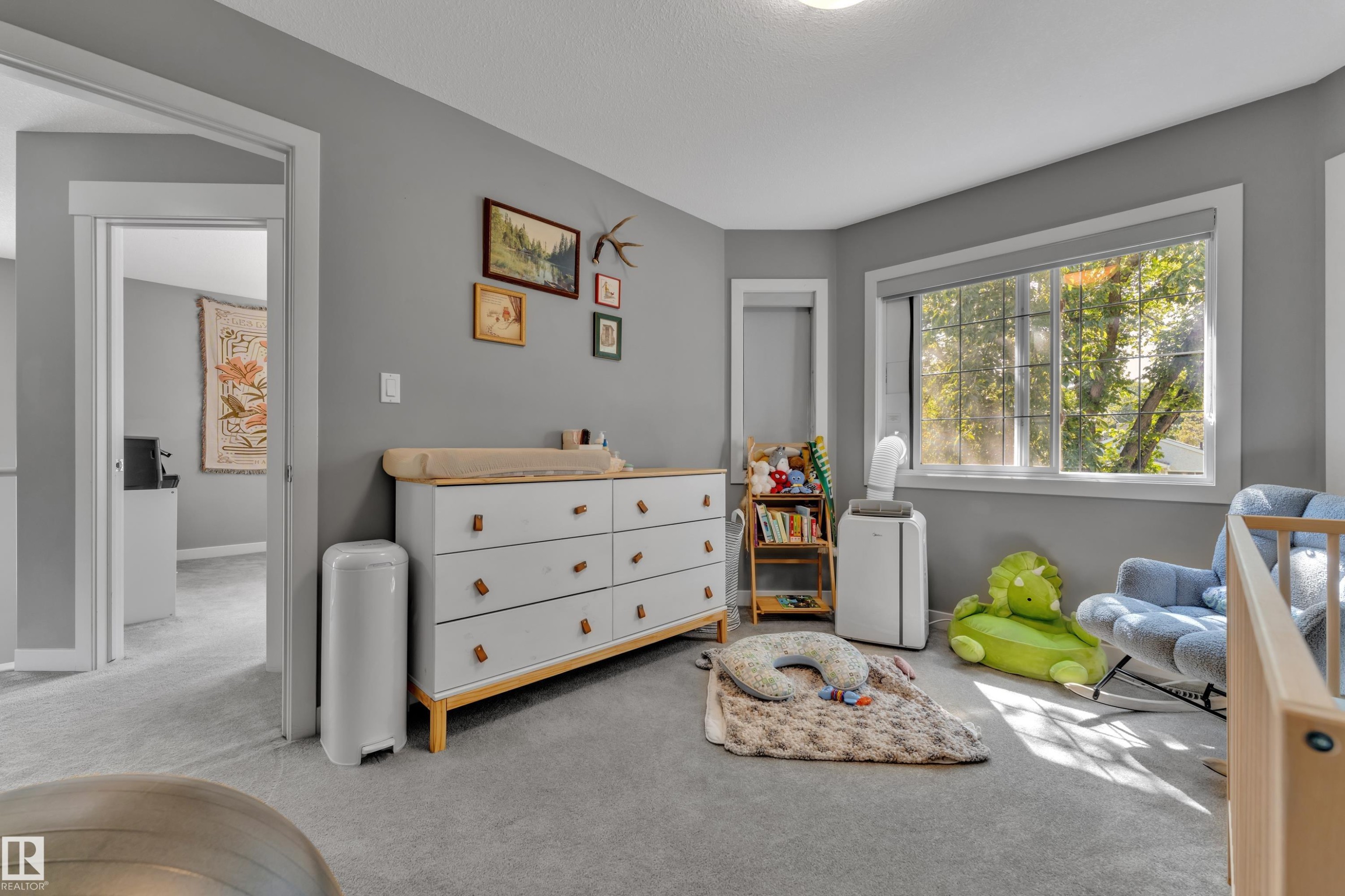 11929 63 Street Nw, Edmonton, AB - Indoor Photo Showing Bedroom