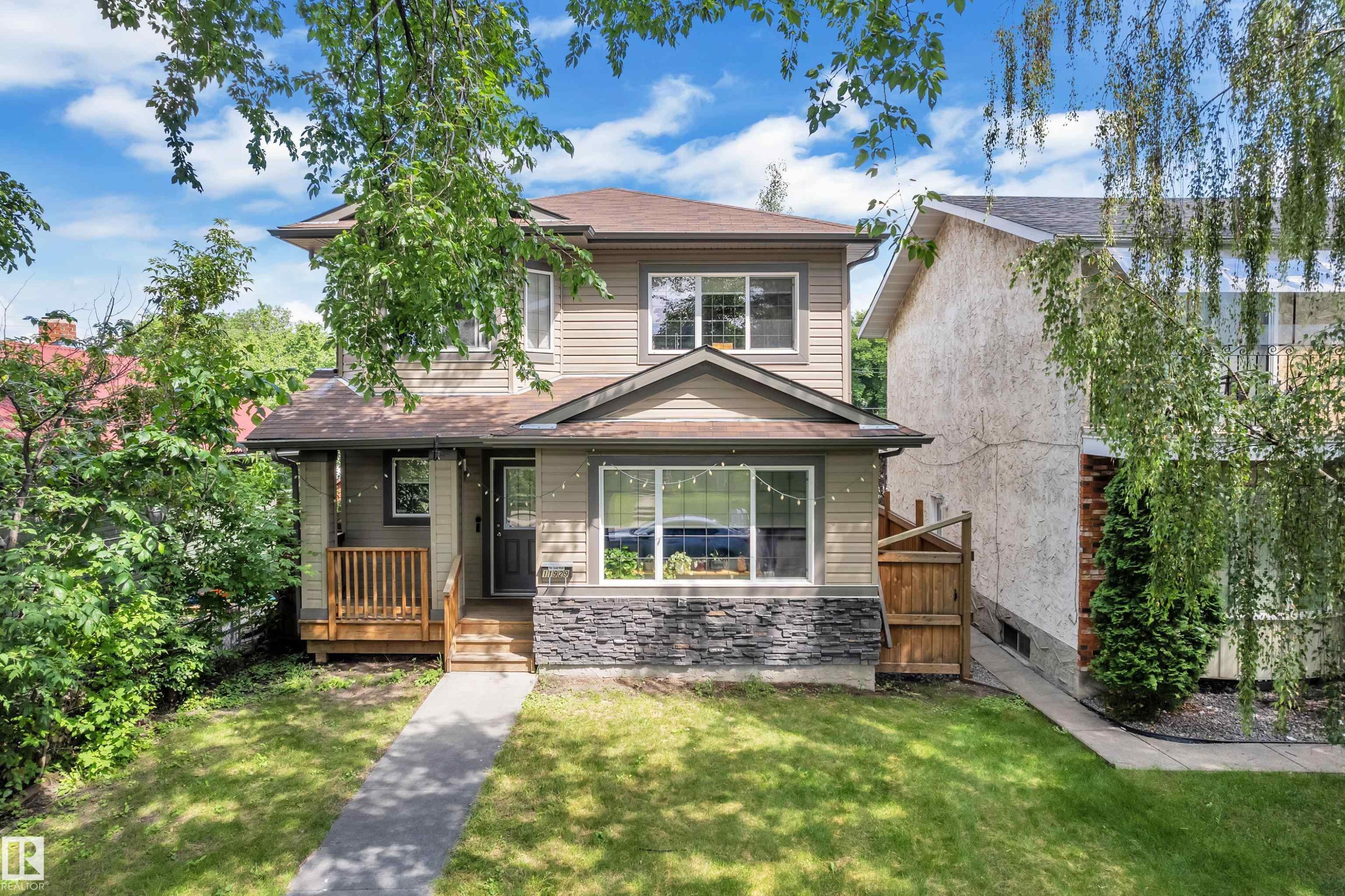 11929 63 Street Nw, Edmonton, AB - Outdoor