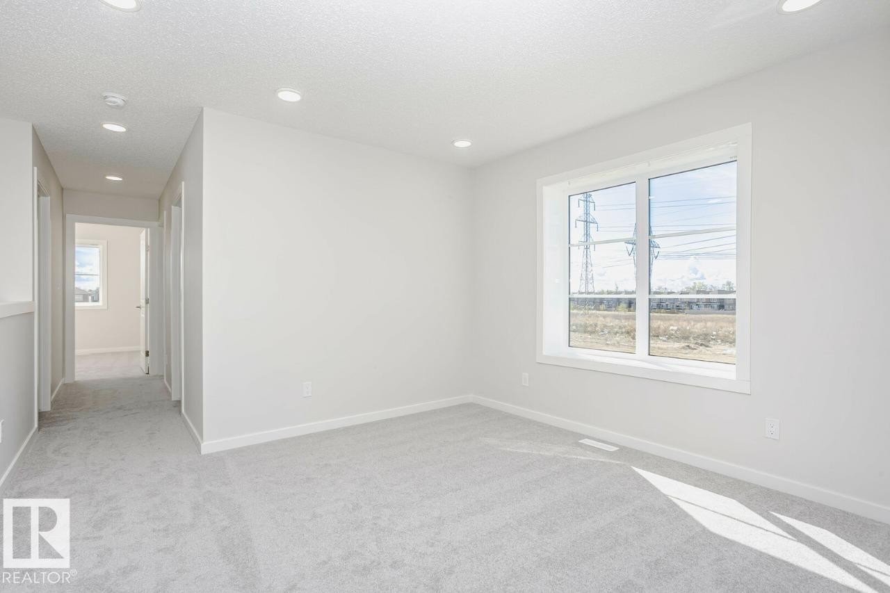 303 Edgemont Drive Nw, Edmonton, AB - Indoor Photo Showing Other Room