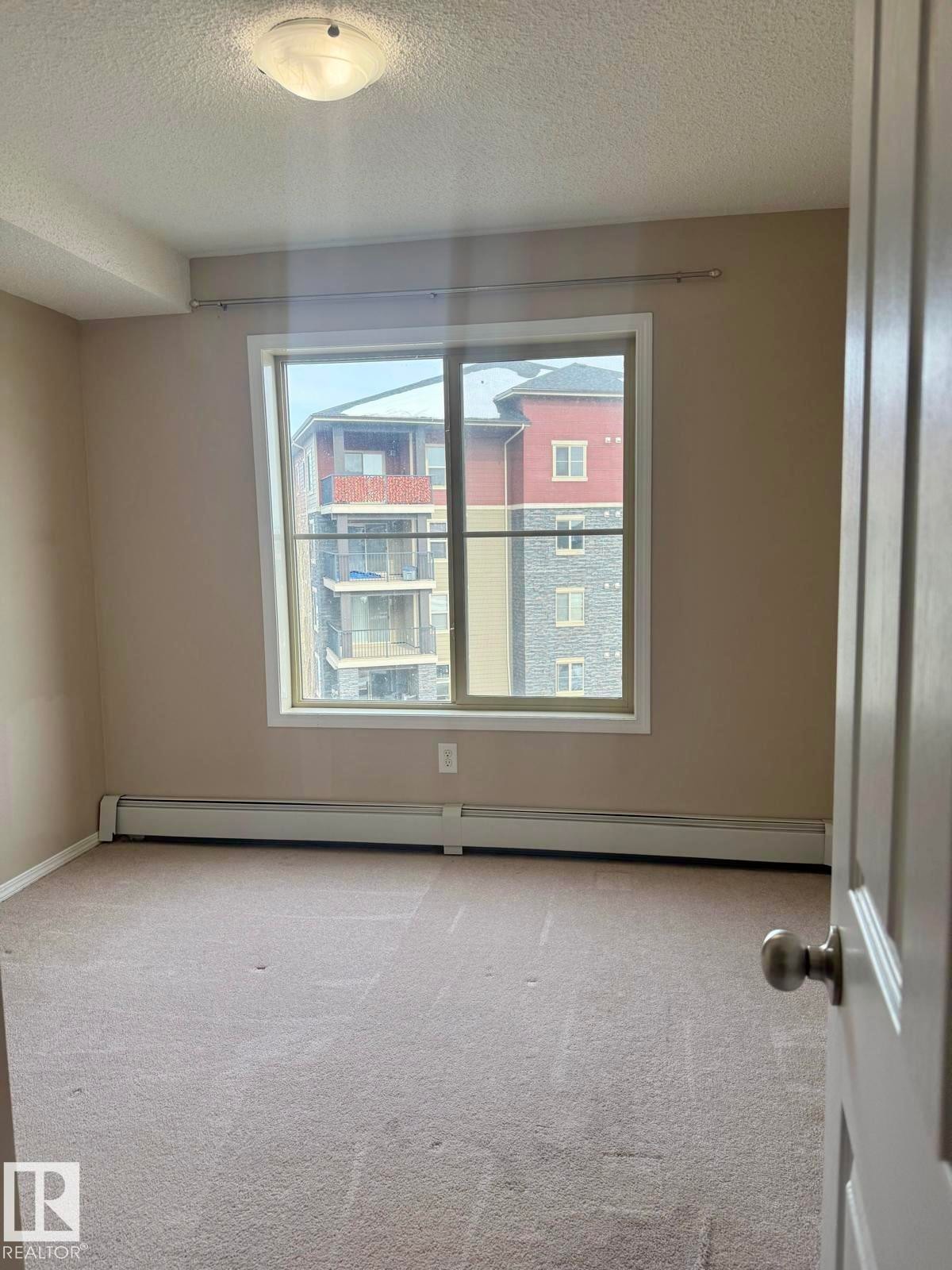 #303 1060 Mcconachie Bv Nw, Edmonton, AB - Indoor Photo Showing Other Room