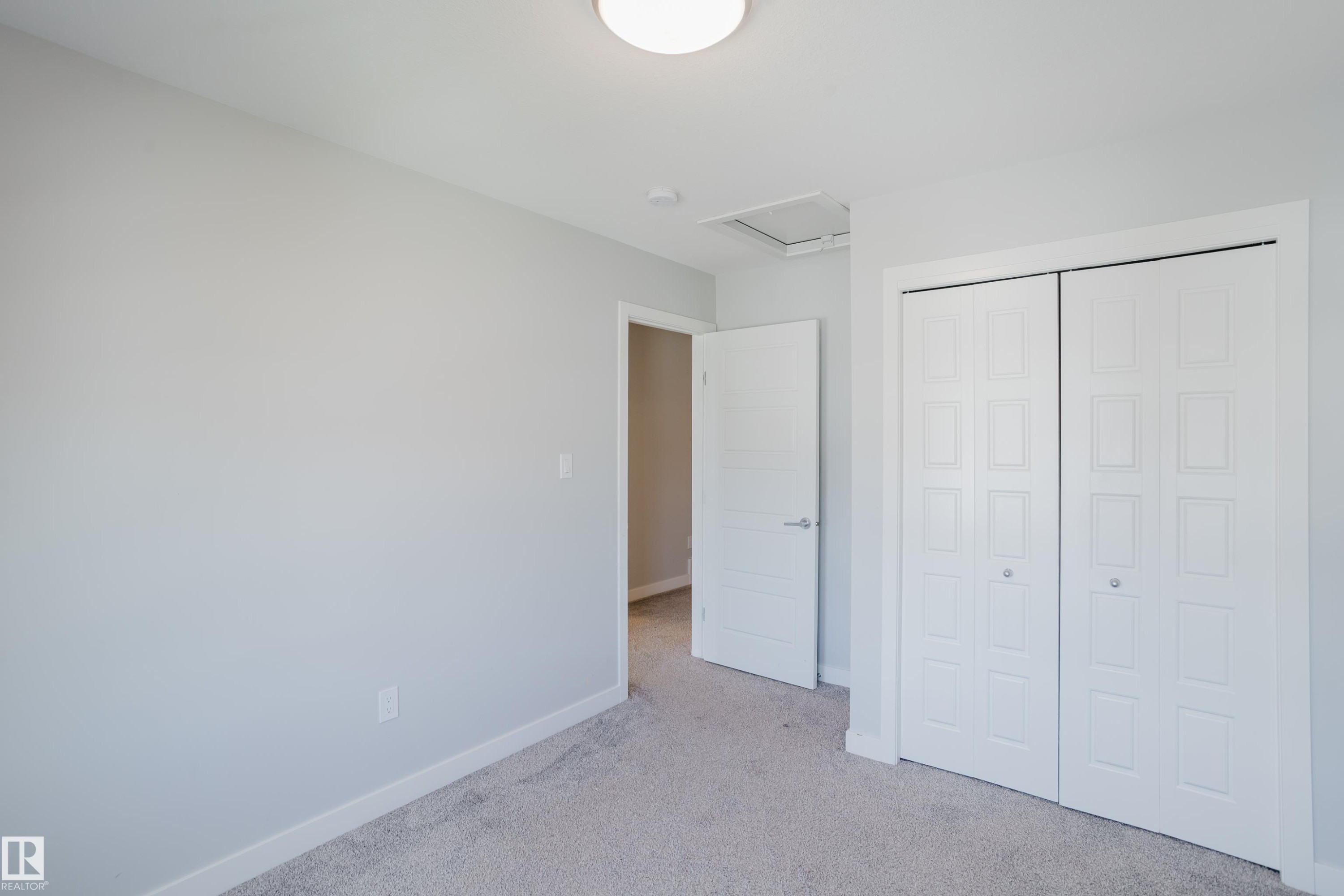 3883 Chrustawka Place Sw, Edmonton, AB - Indoor