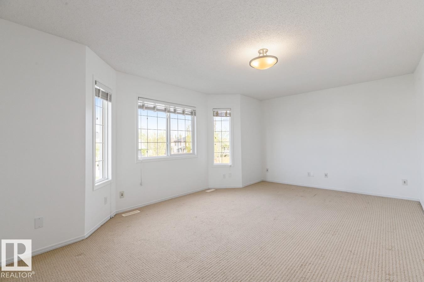 Family Room Upstairs. - 4717 60 Street, Beaumont, AB