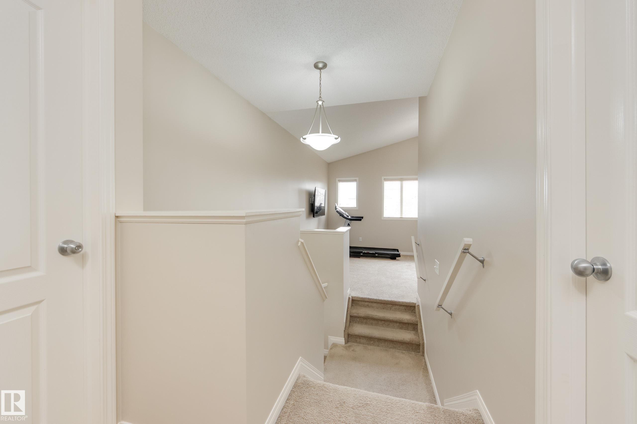 1939 118 Street, Edmonton, AB - Indoor Photo Showing Other Room