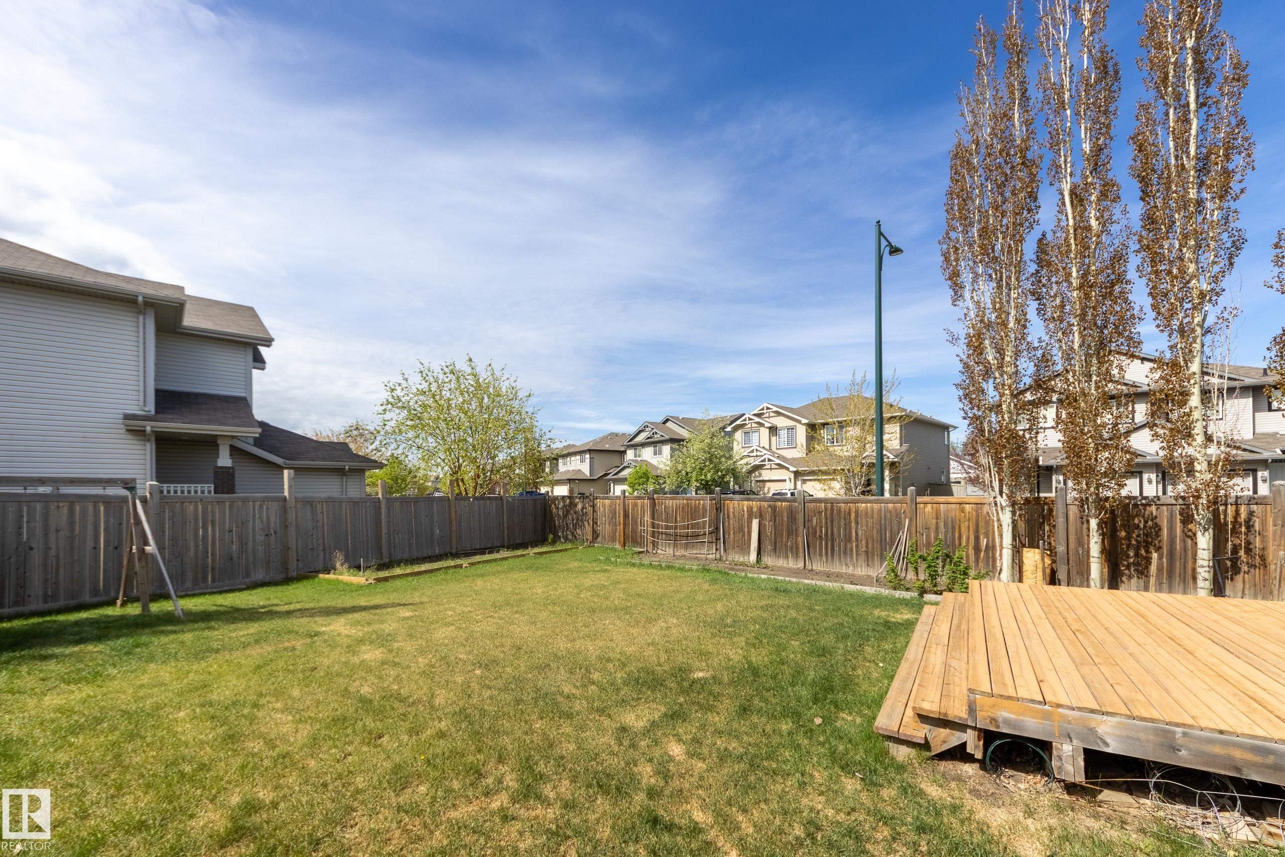 1939 118 Street, Edmonton, AB - Outdoor