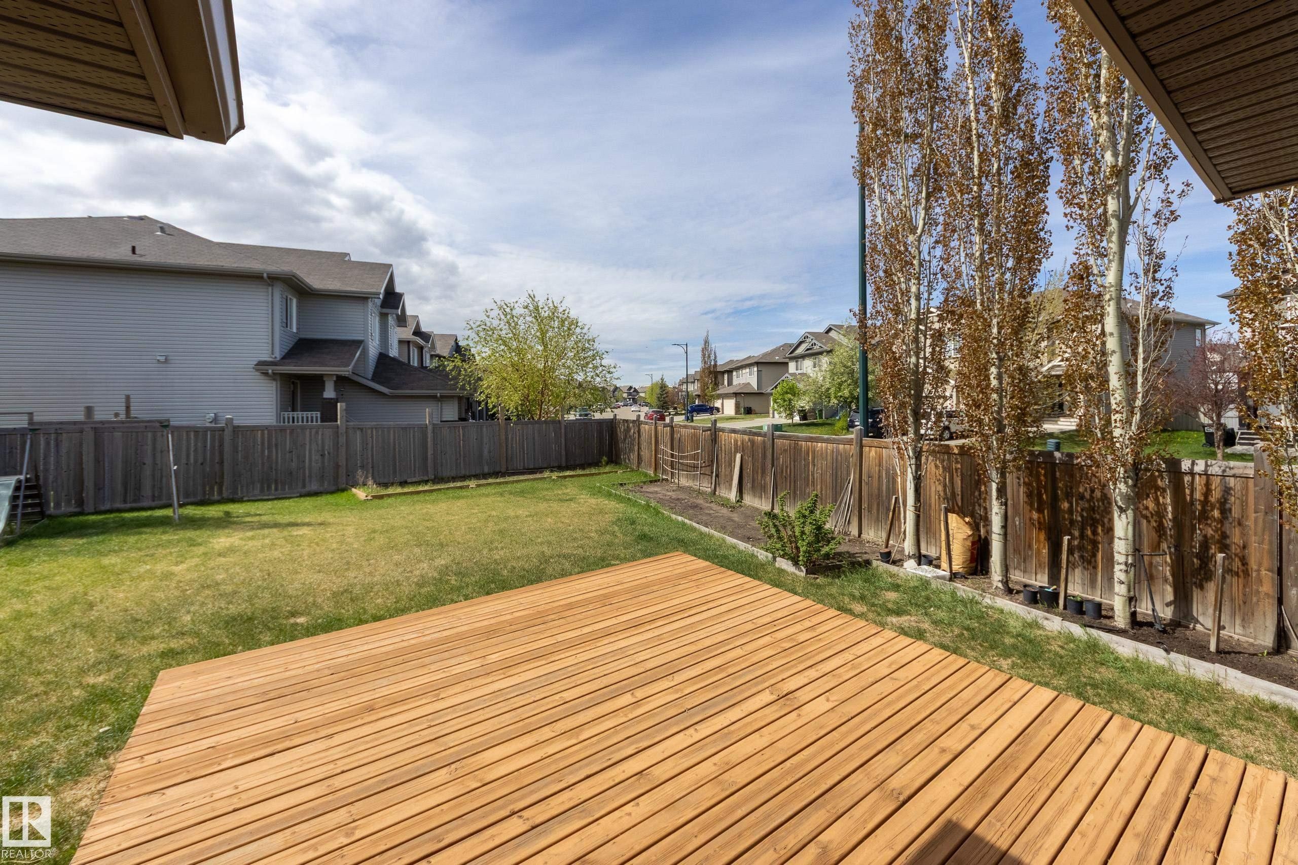 1939 118 Street, Edmonton, AB - Outdoor