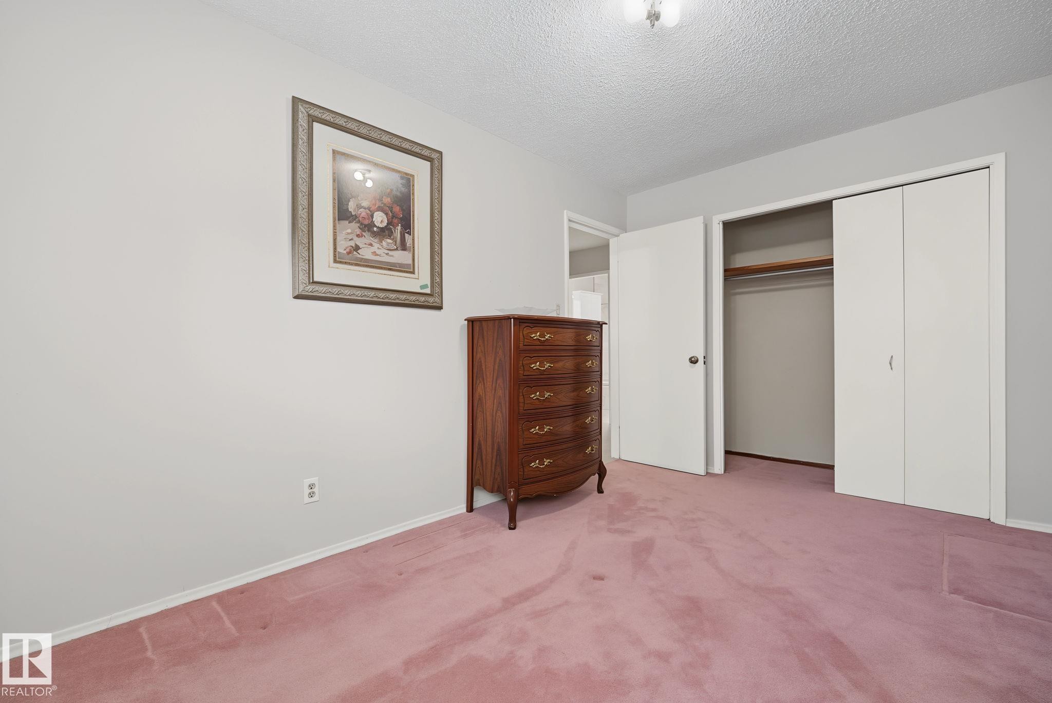 14703 65 Street Nw, Edmonton, AB - Indoor