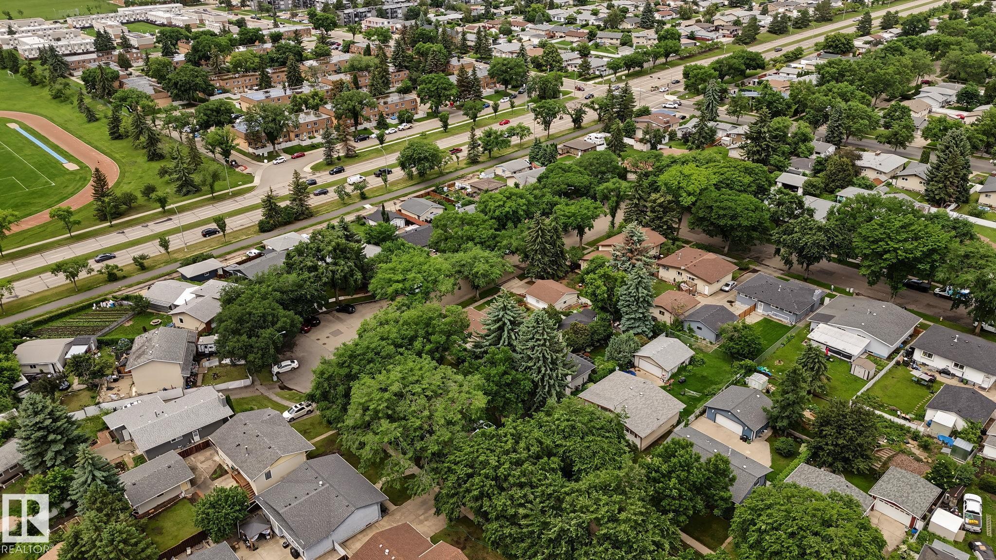14703 65 Street Nw, Edmonton, AB - Outdoor With View