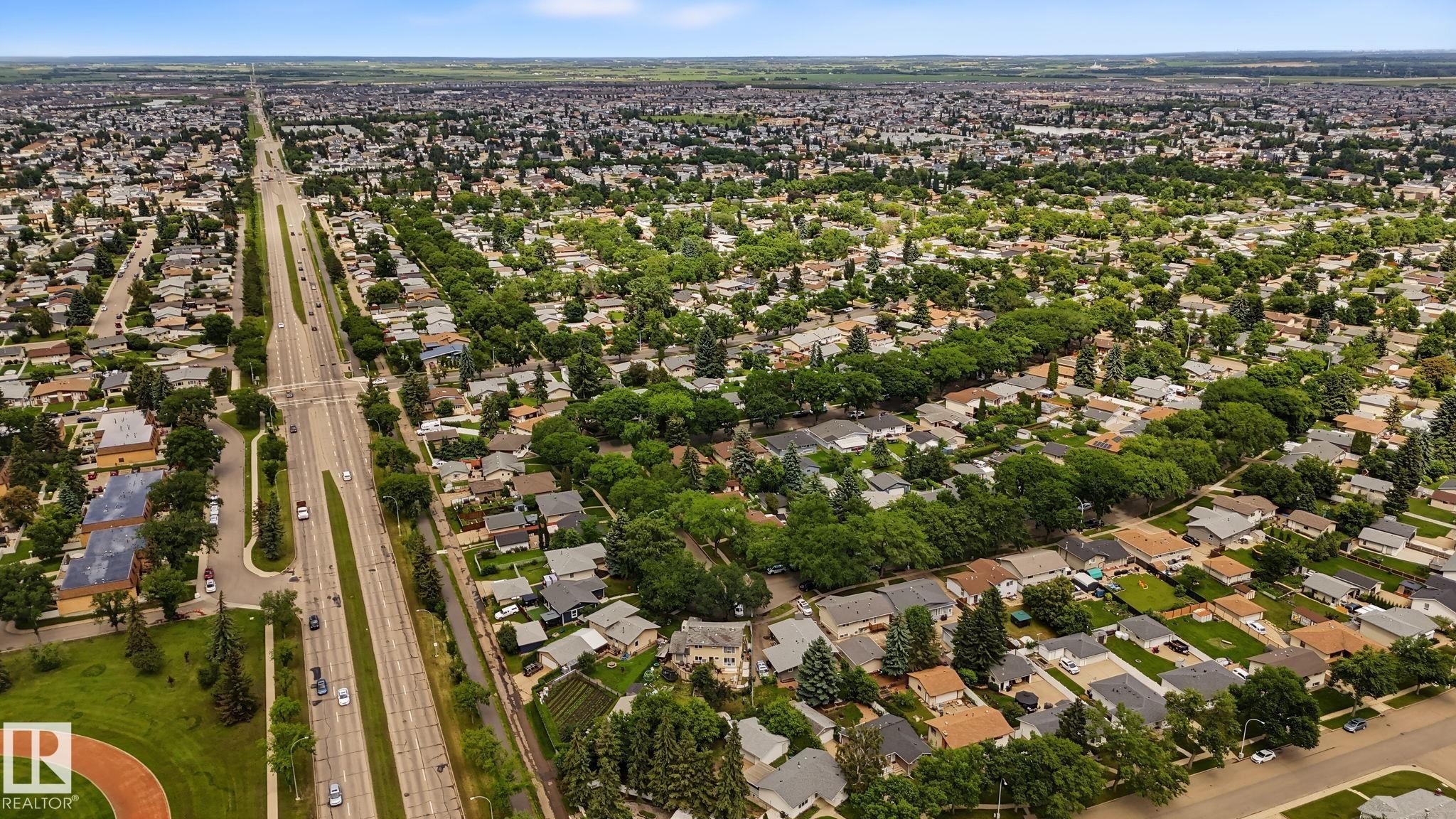 14703 65 Street Nw, Edmonton, AB - Outdoor With View