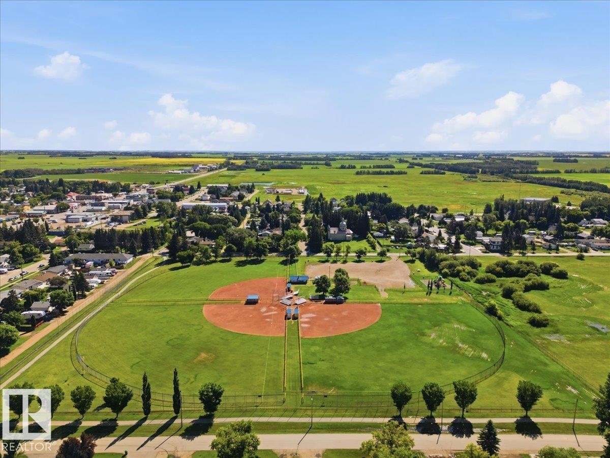 5221 47 Ave, Calmar, AB - Outdoor With View
