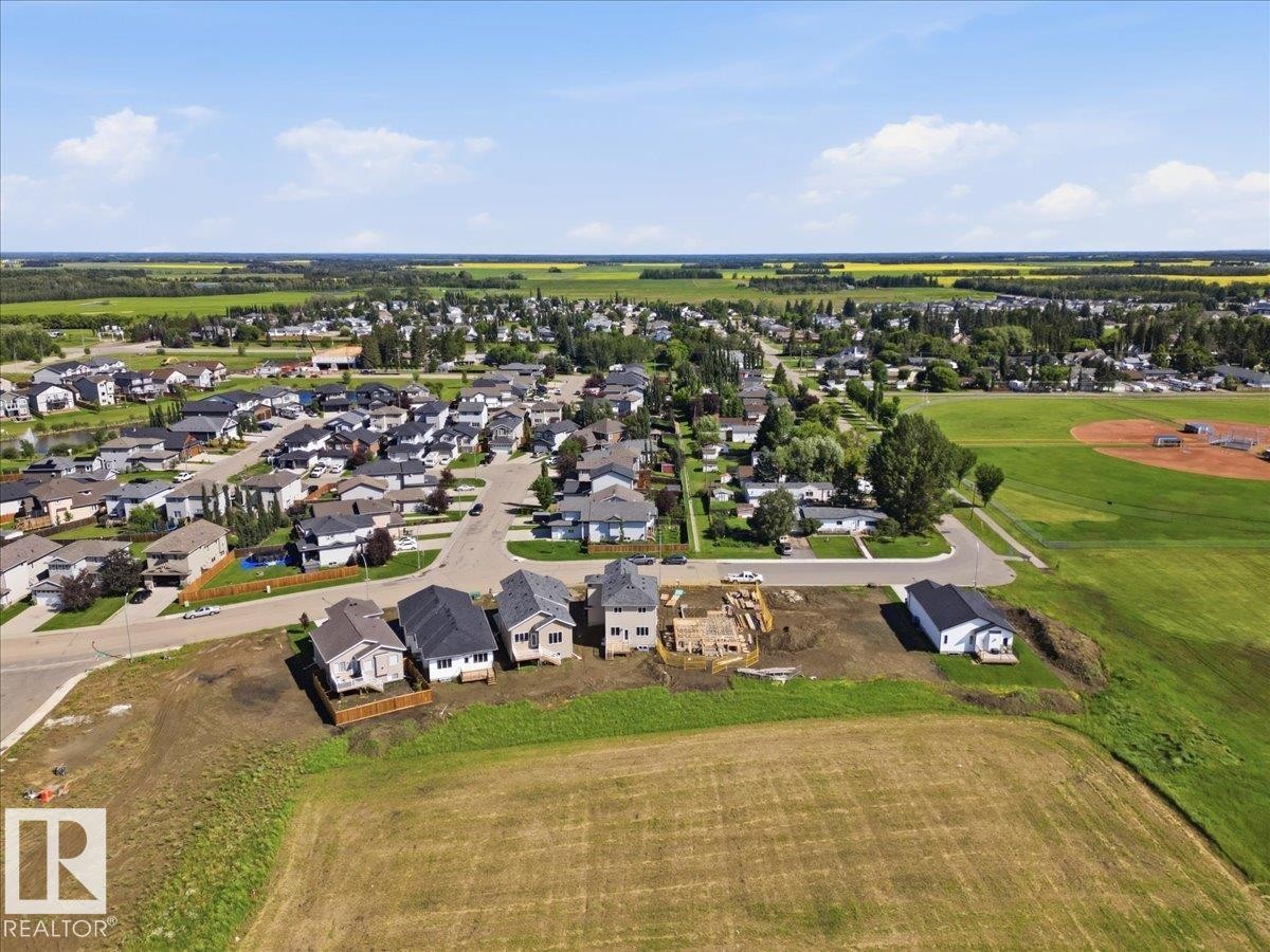 5221 47 Ave, Calmar, AB - Outdoor With View
