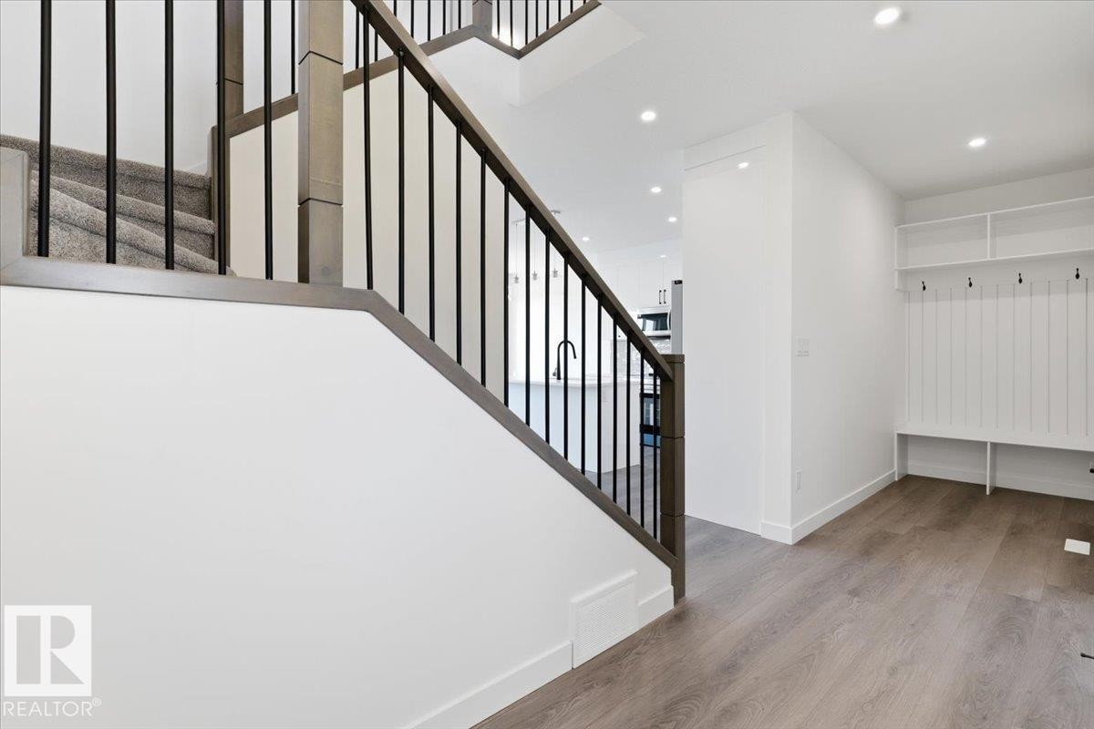 5221 47 Ave, Calmar, AB - Indoor Photo Showing Other Room