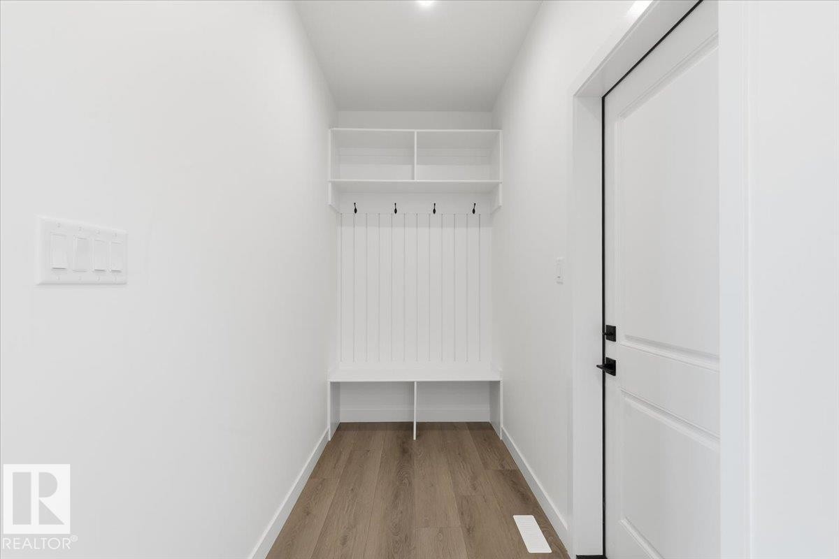 5221 47 Ave, Calmar, AB - Indoor Photo Showing Other Room