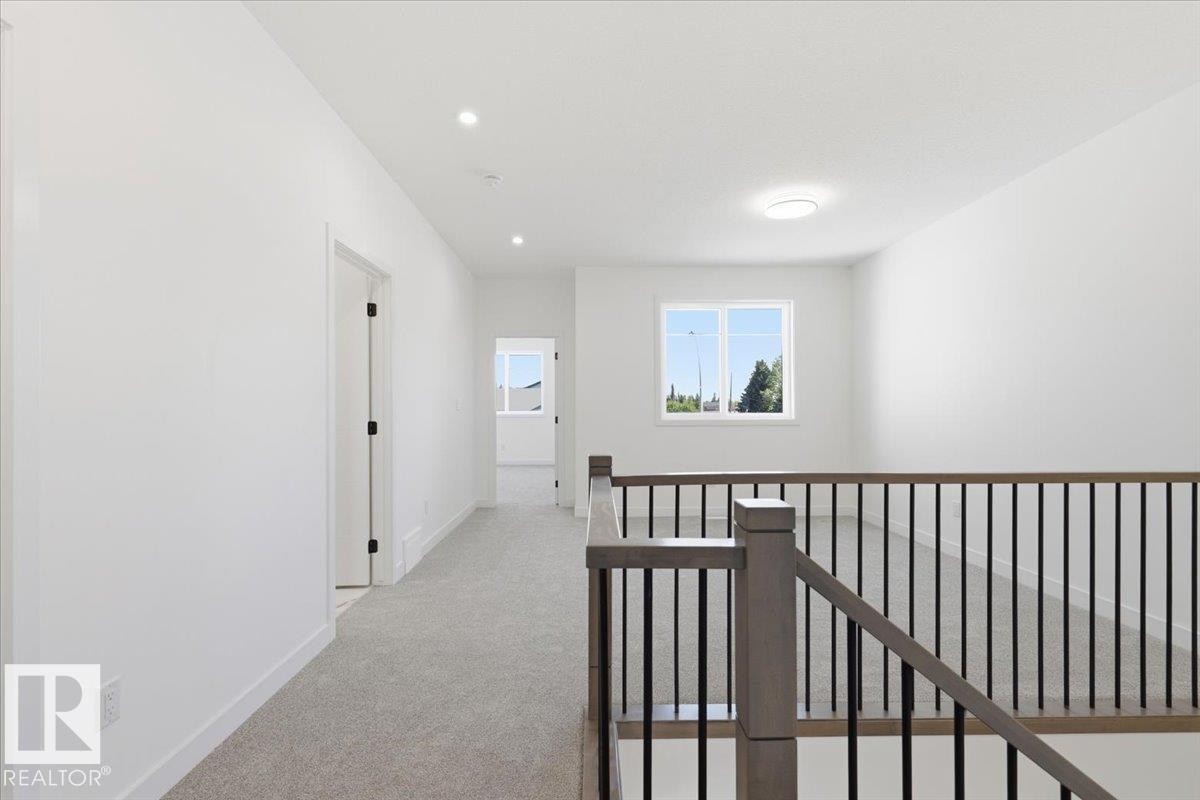 5221 47 Ave, Calmar, AB - Indoor Photo Showing Other Room