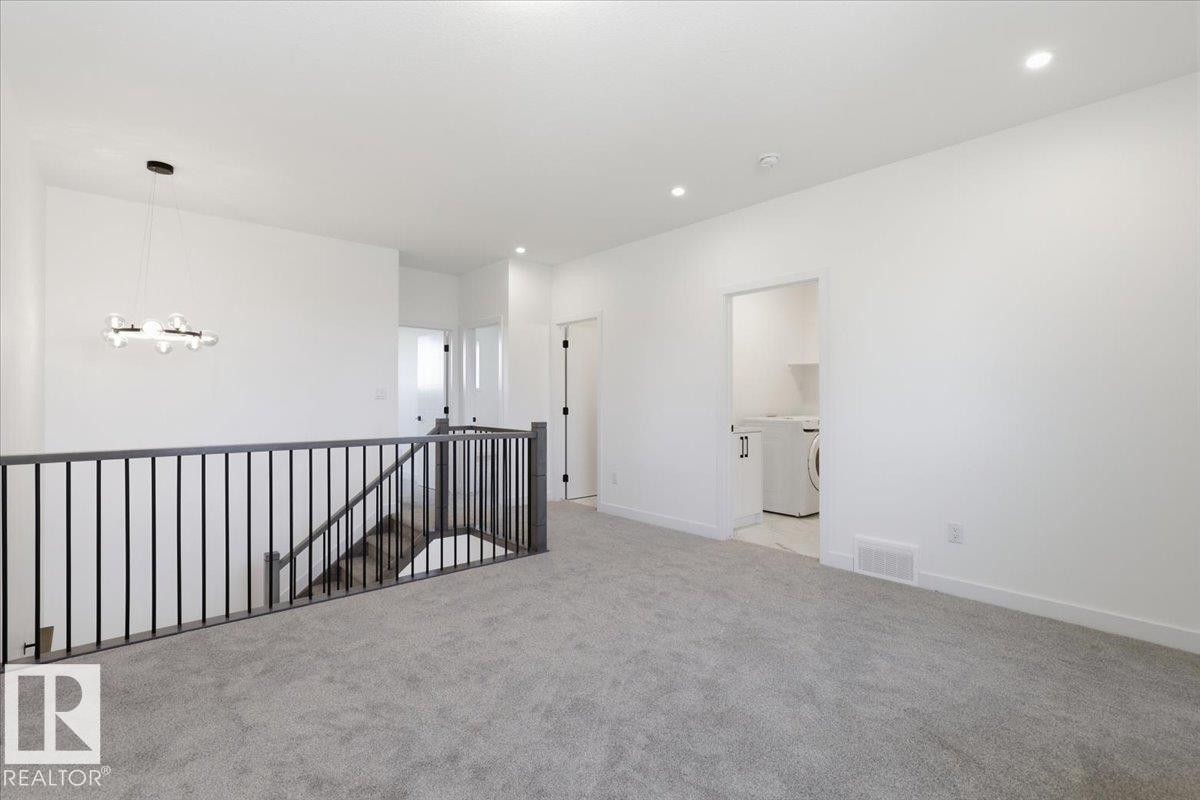 5221 47 Ave, Calmar, AB - Indoor Photo Showing Other Room