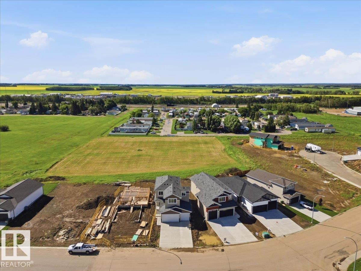 5221 47 Ave, Calmar, AB - Outdoor With View
